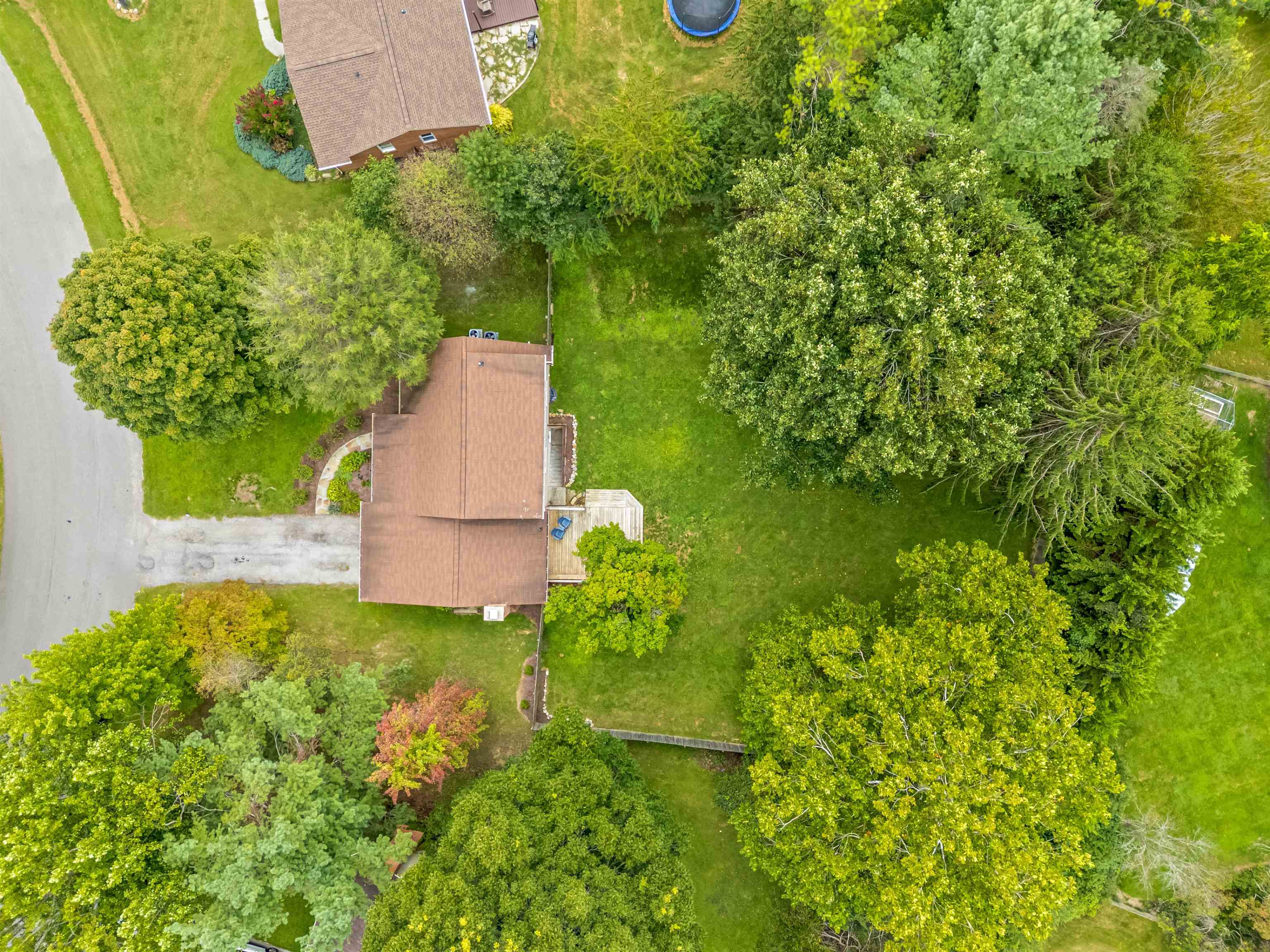 806 Horseshoe Lane