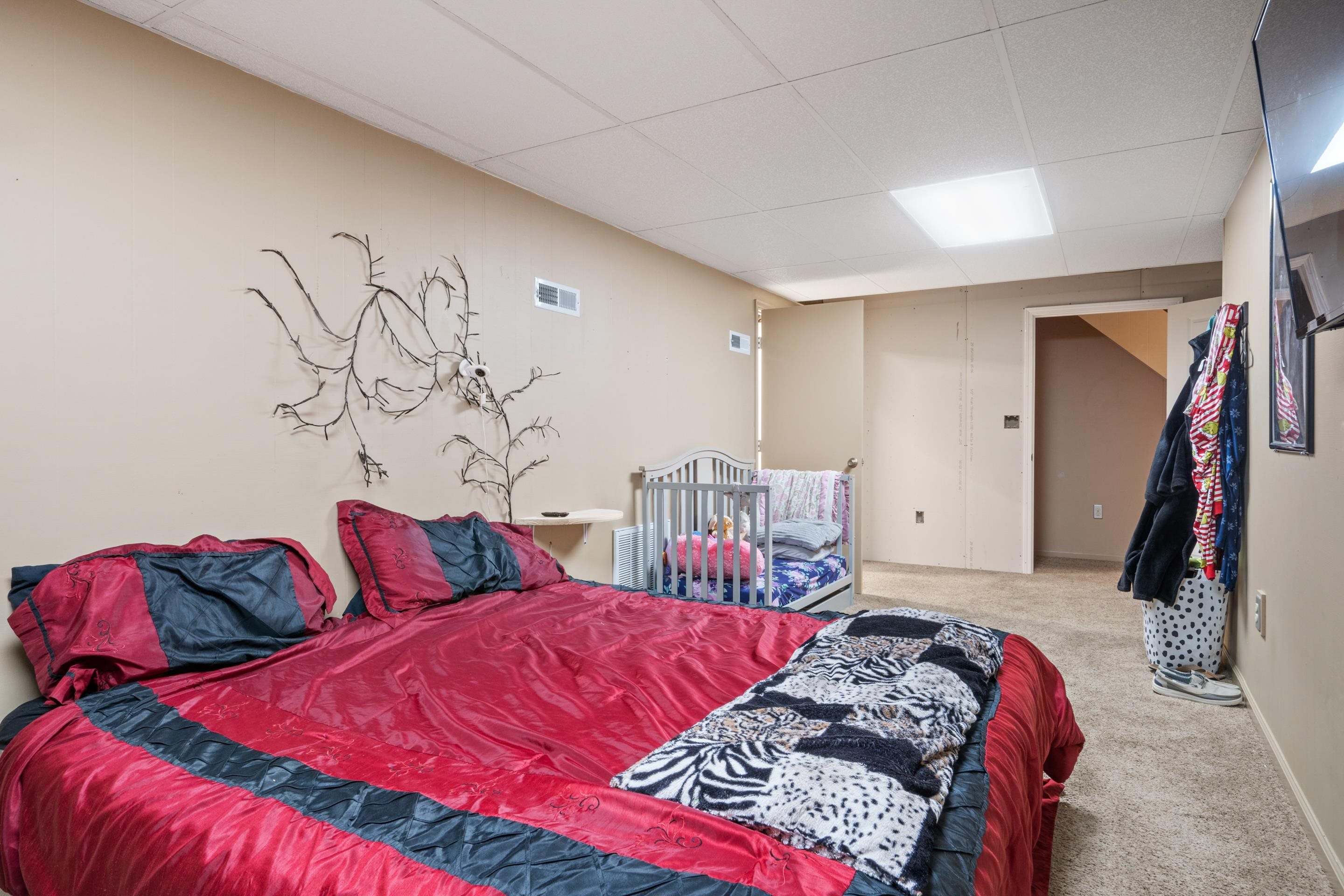 425 OVERHILL Road