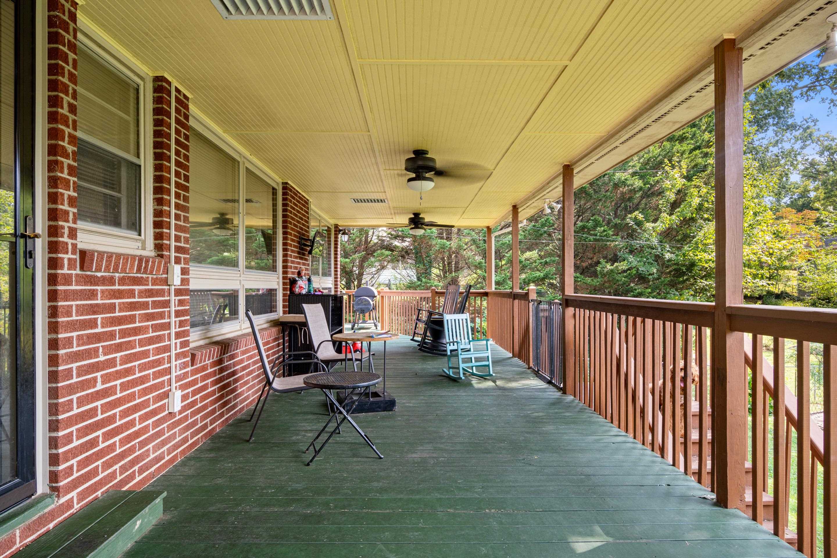 425 OVERHILL Road