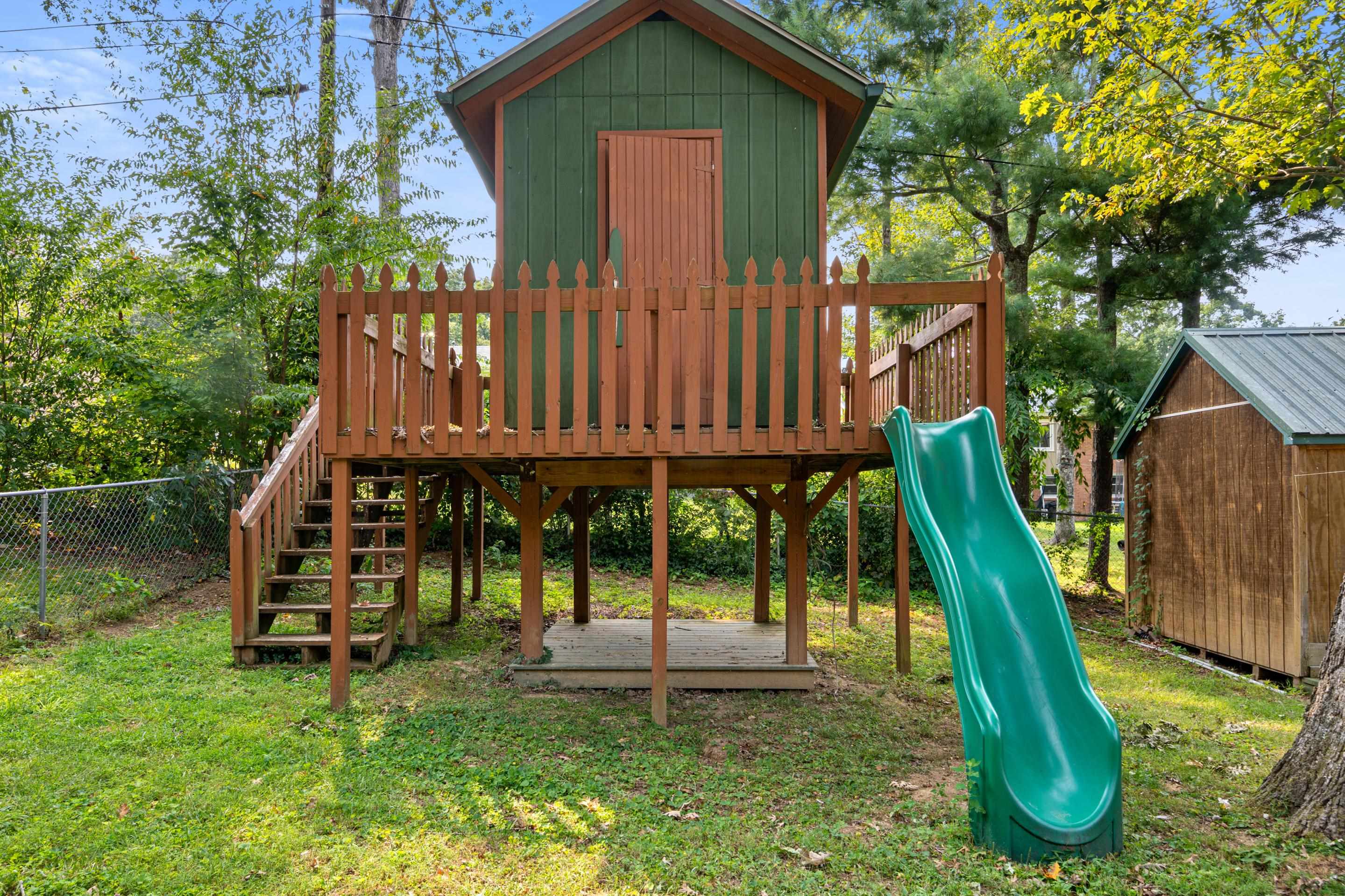 425 OVERHILL Road