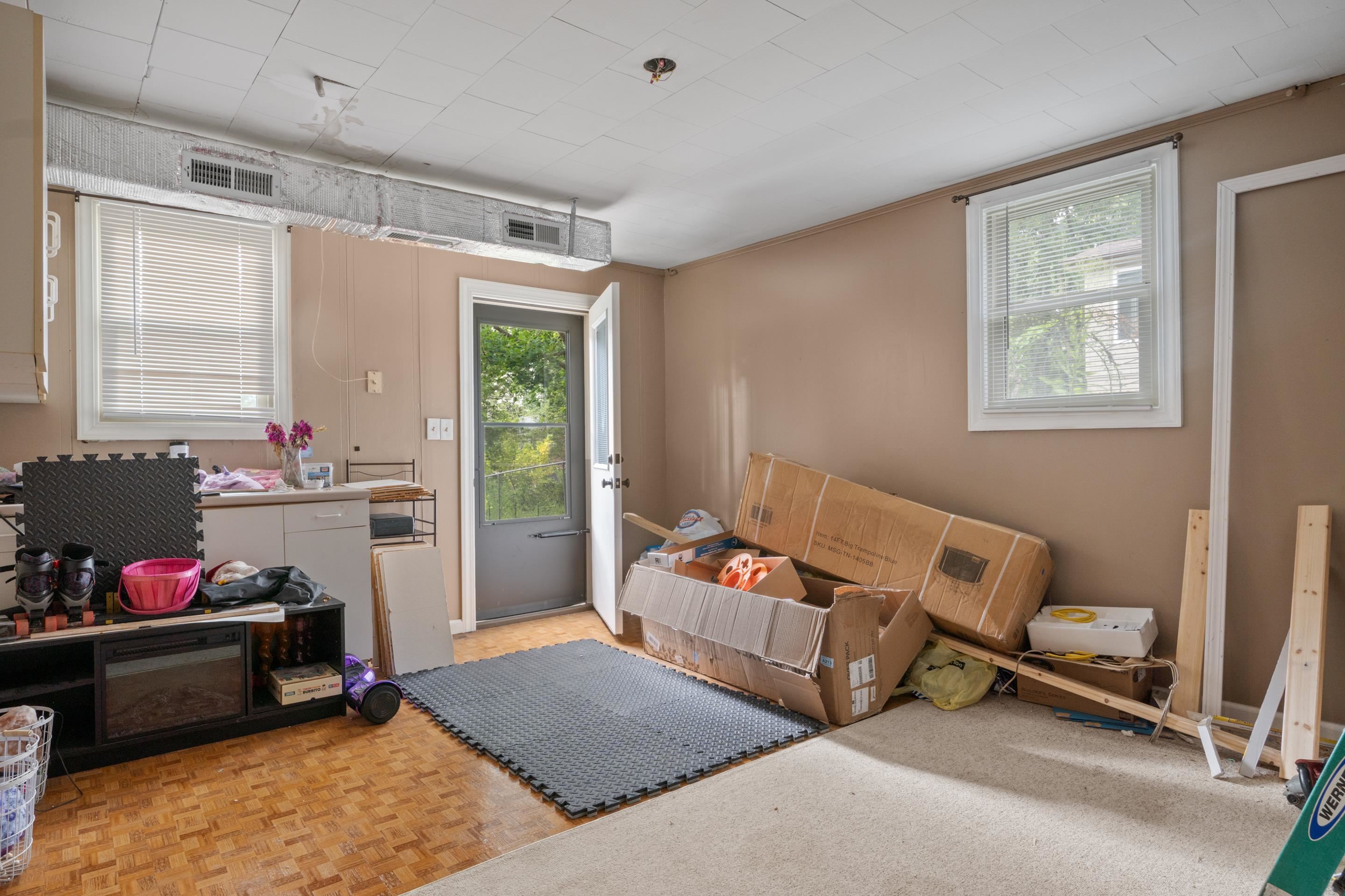 425 OVERHILL Road