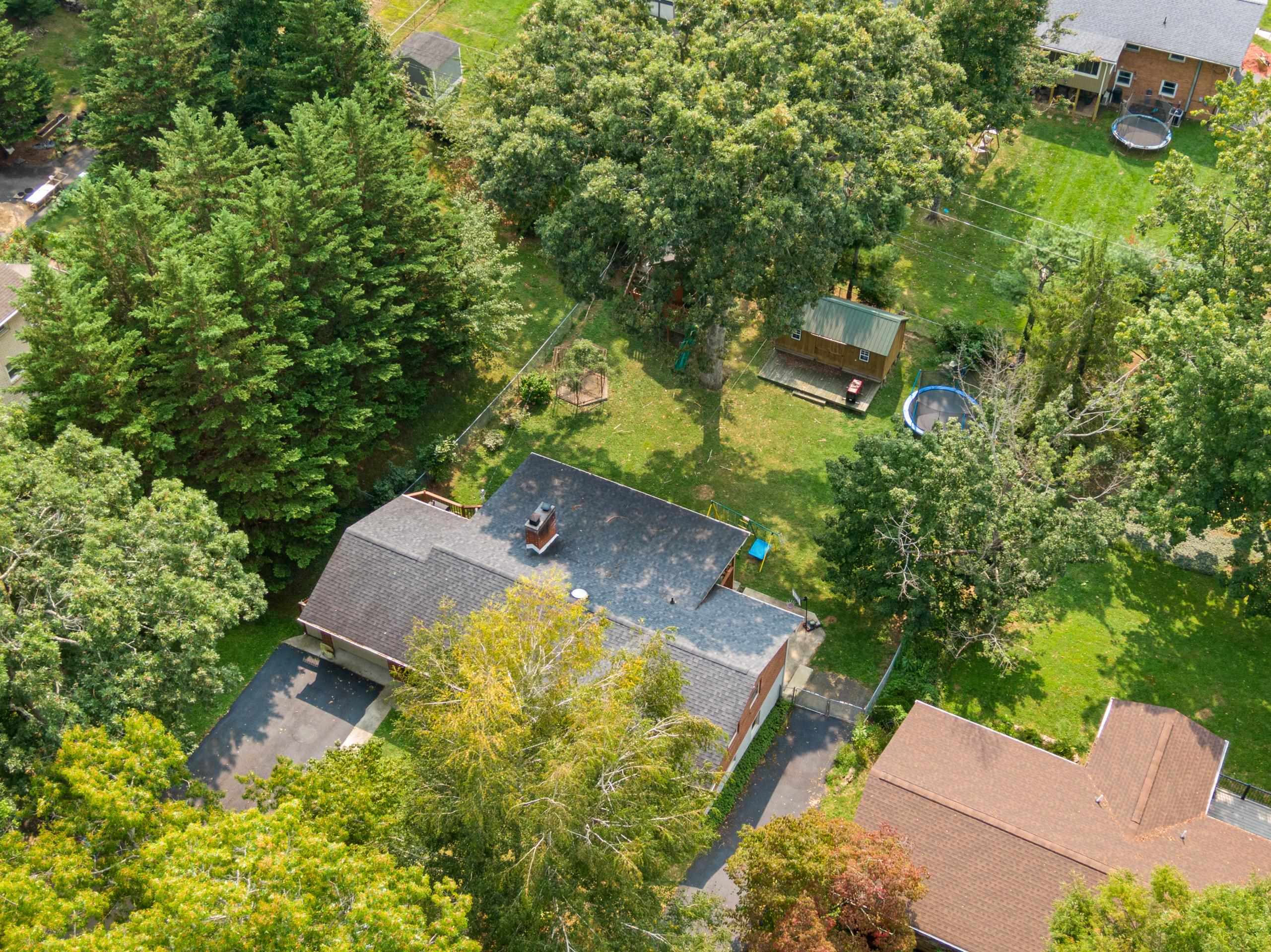 425 OVERHILL Road