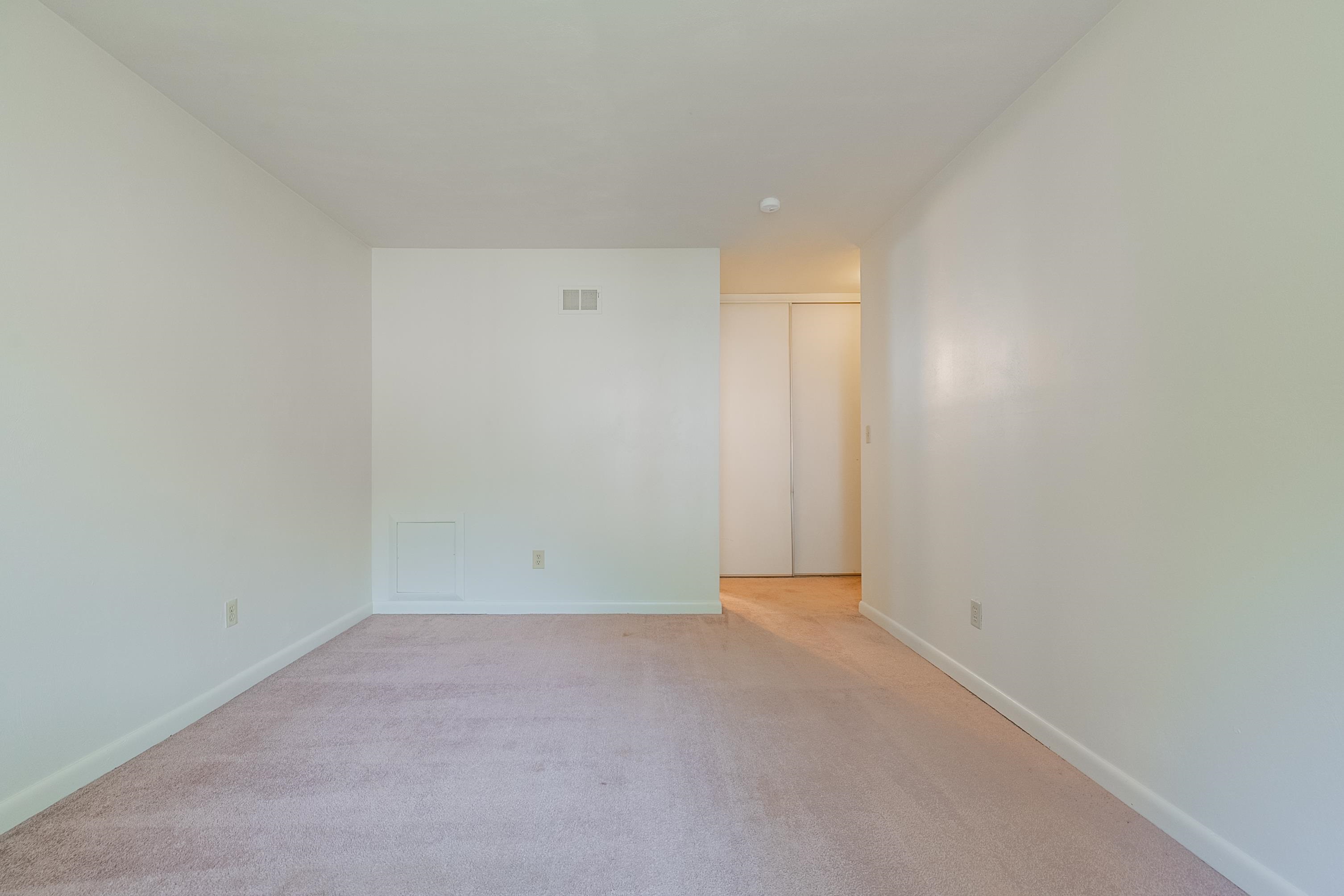 1734 Donlee Drive 114