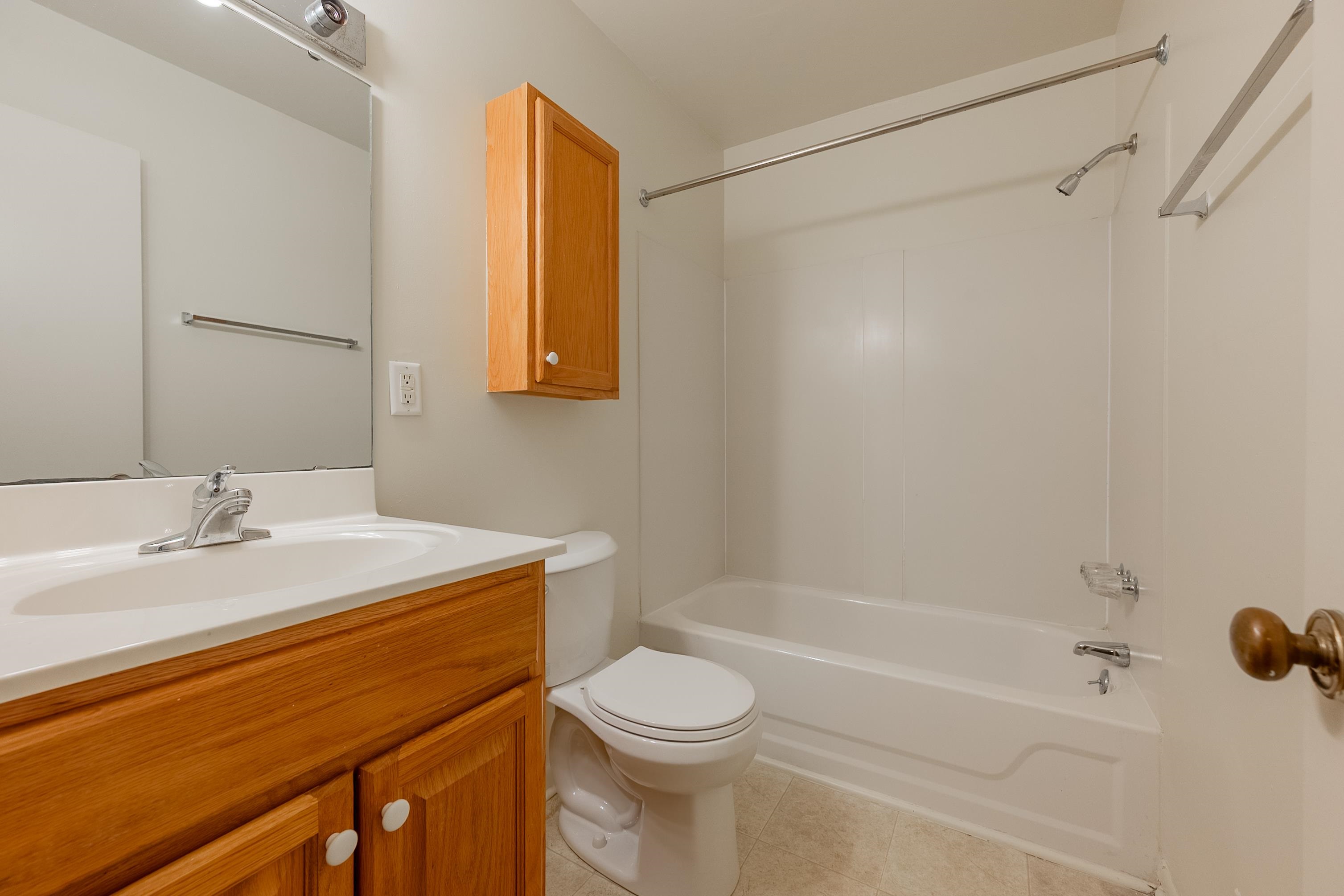 1734 Donlee Drive 114