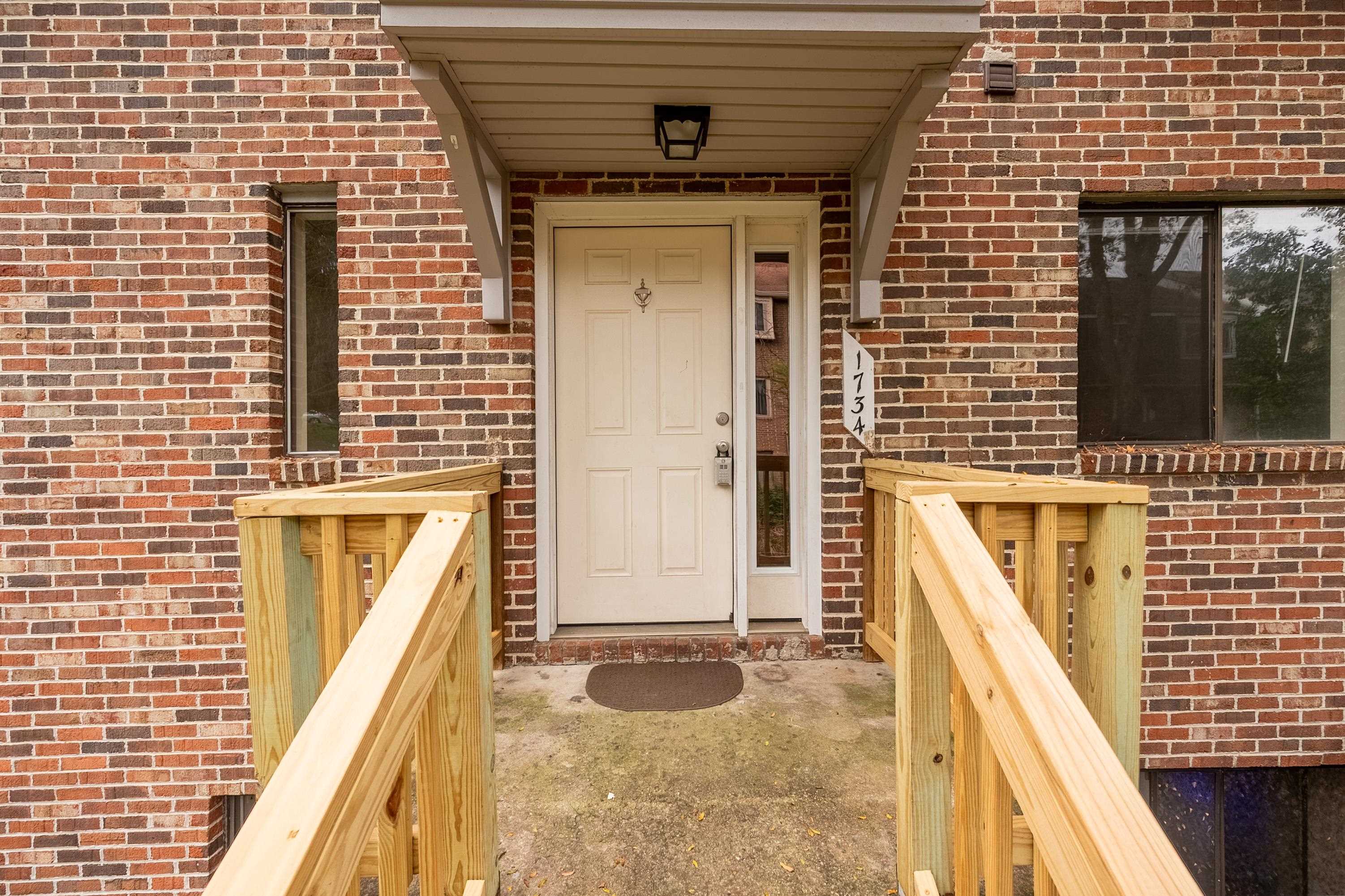 1734 Donlee Drive 114