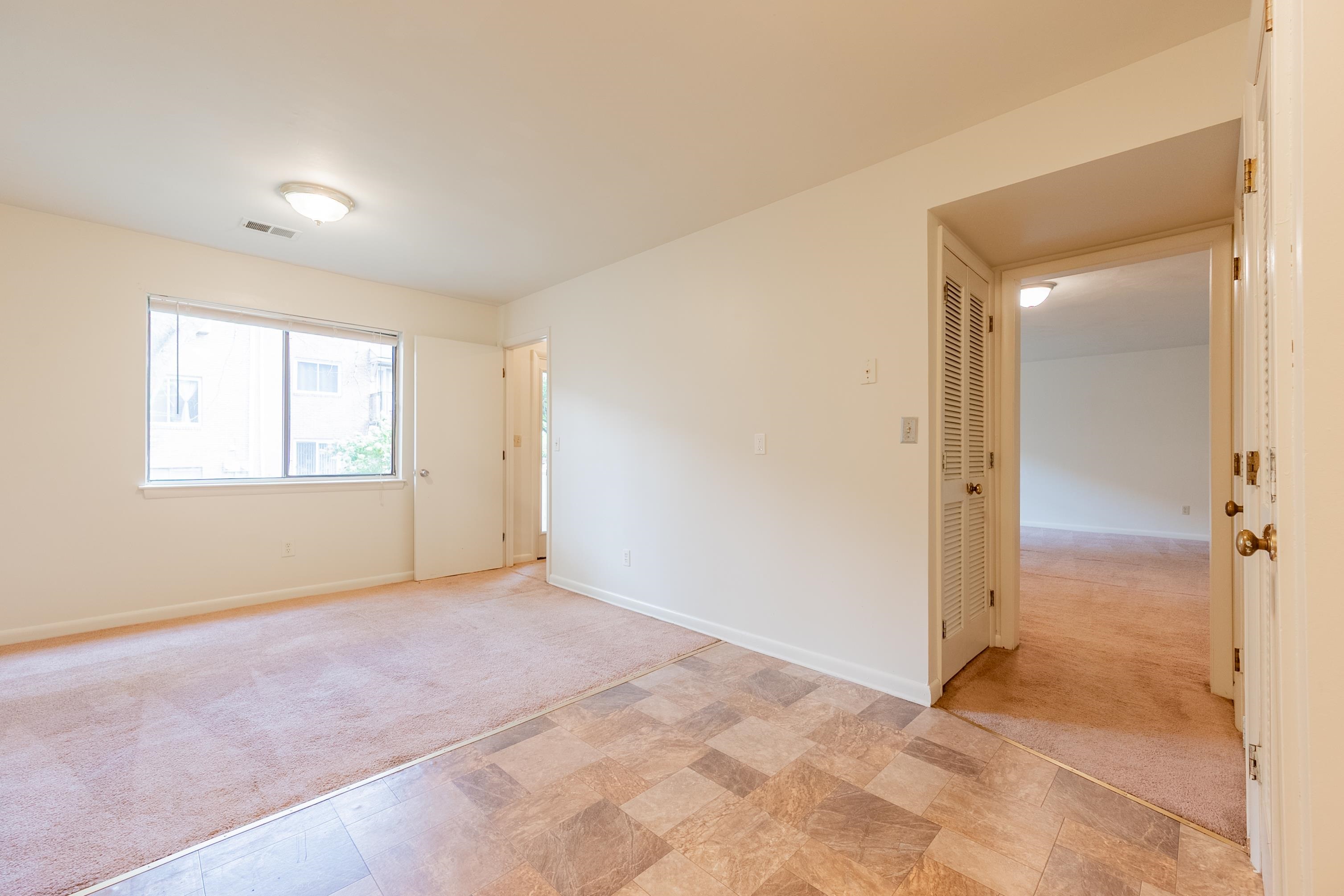 1734 Donlee Drive 114