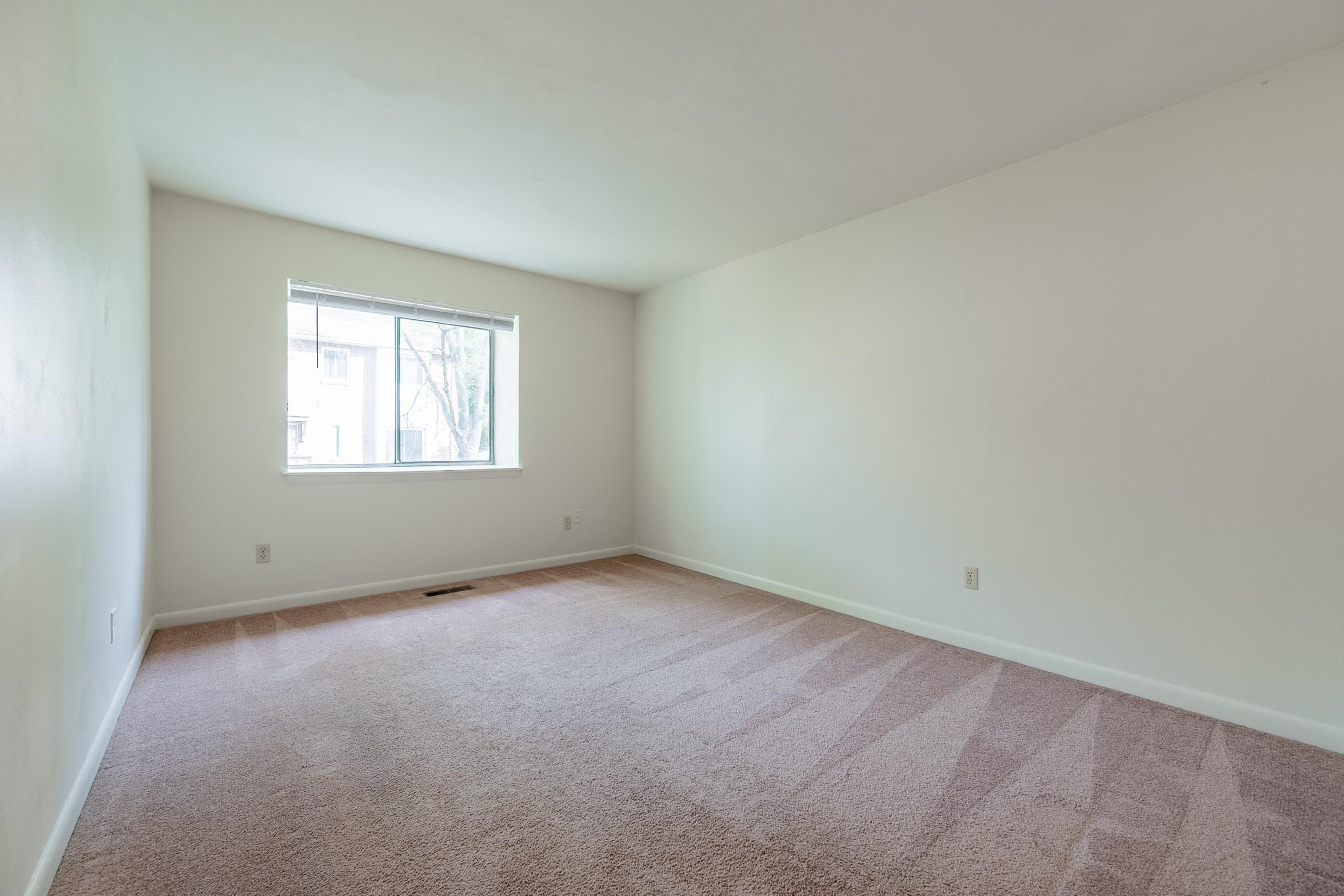 1734 Donlee Drive 114