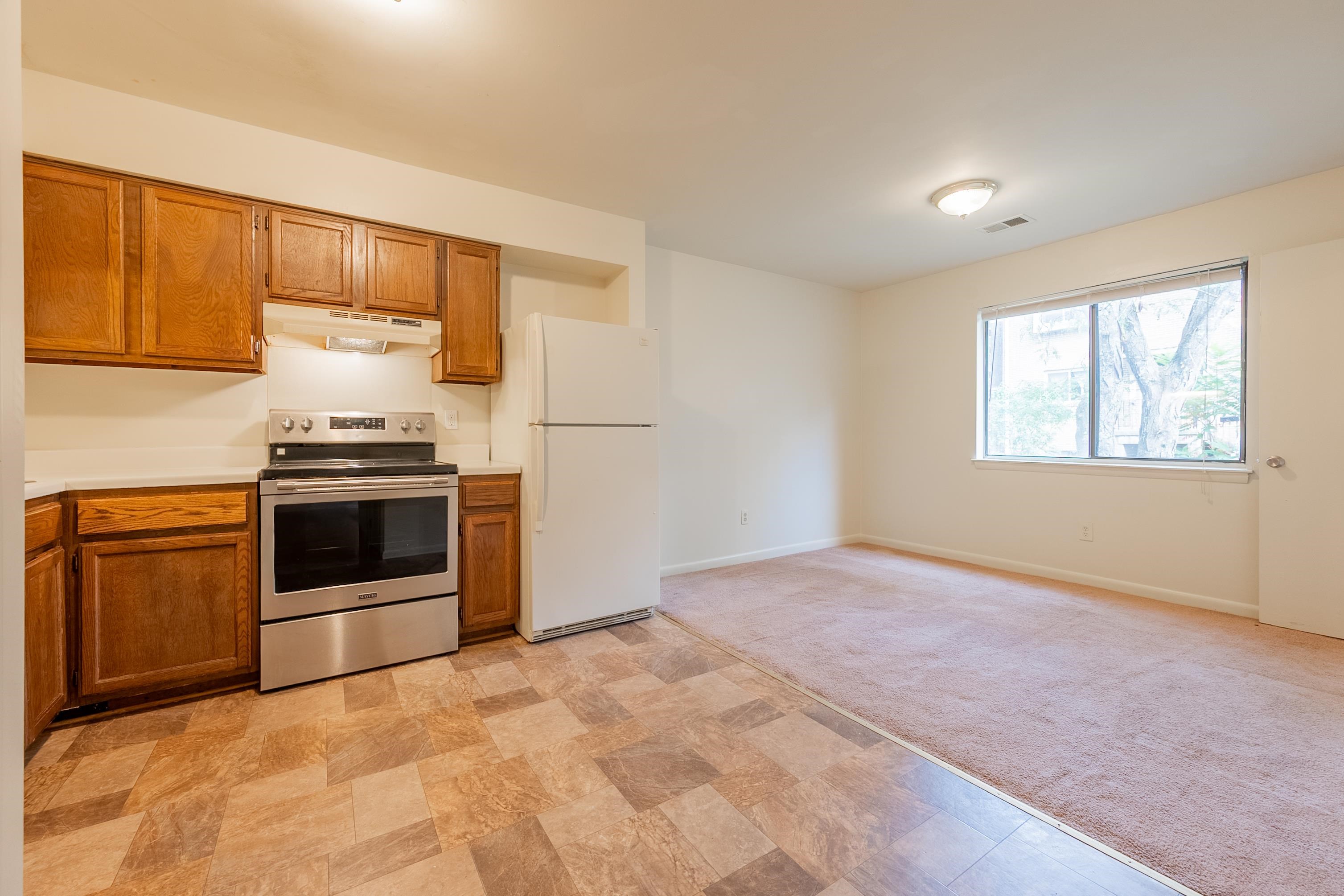 1734 Donlee Drive 114