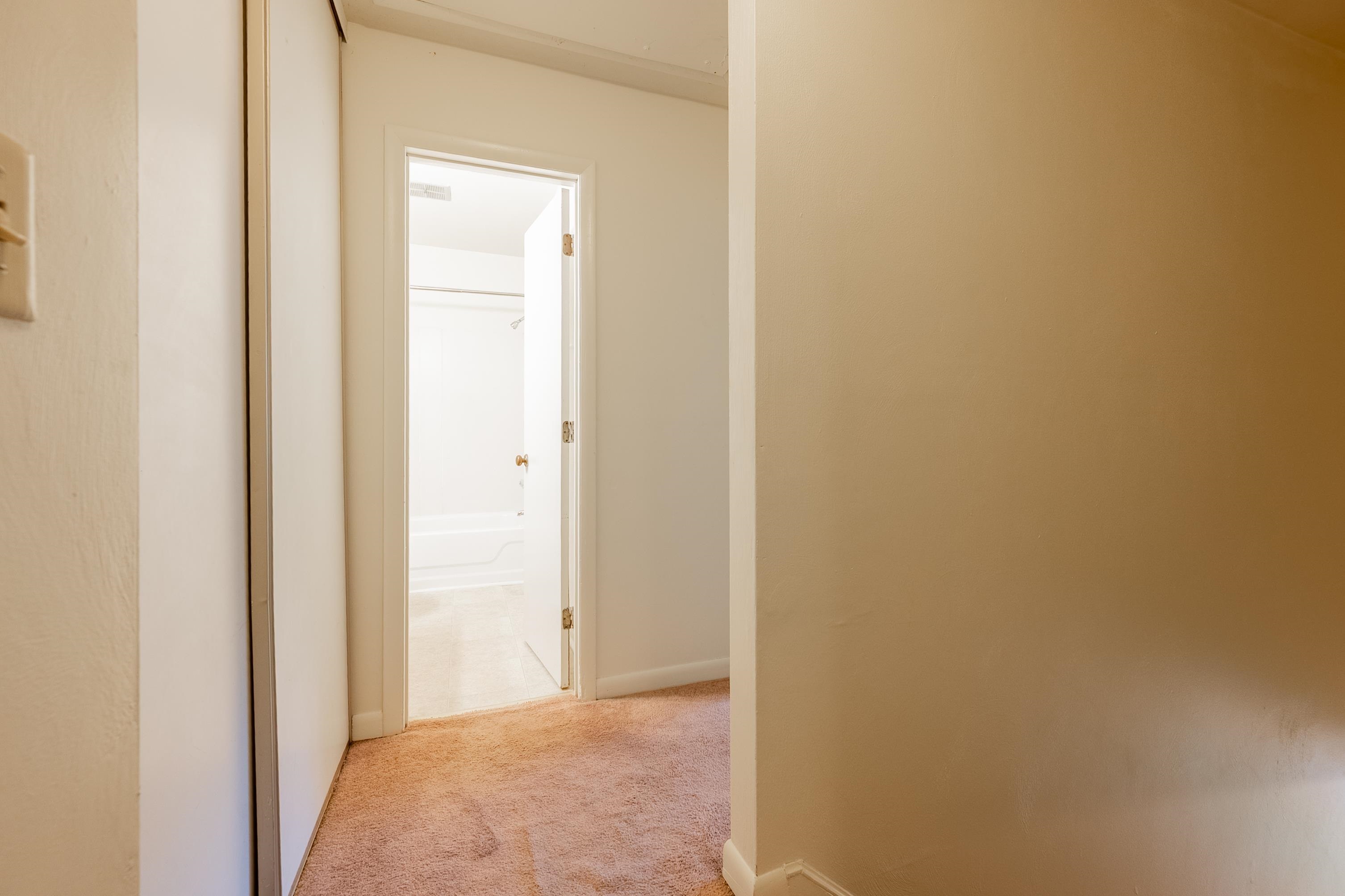 1734 Donlee Drive 114