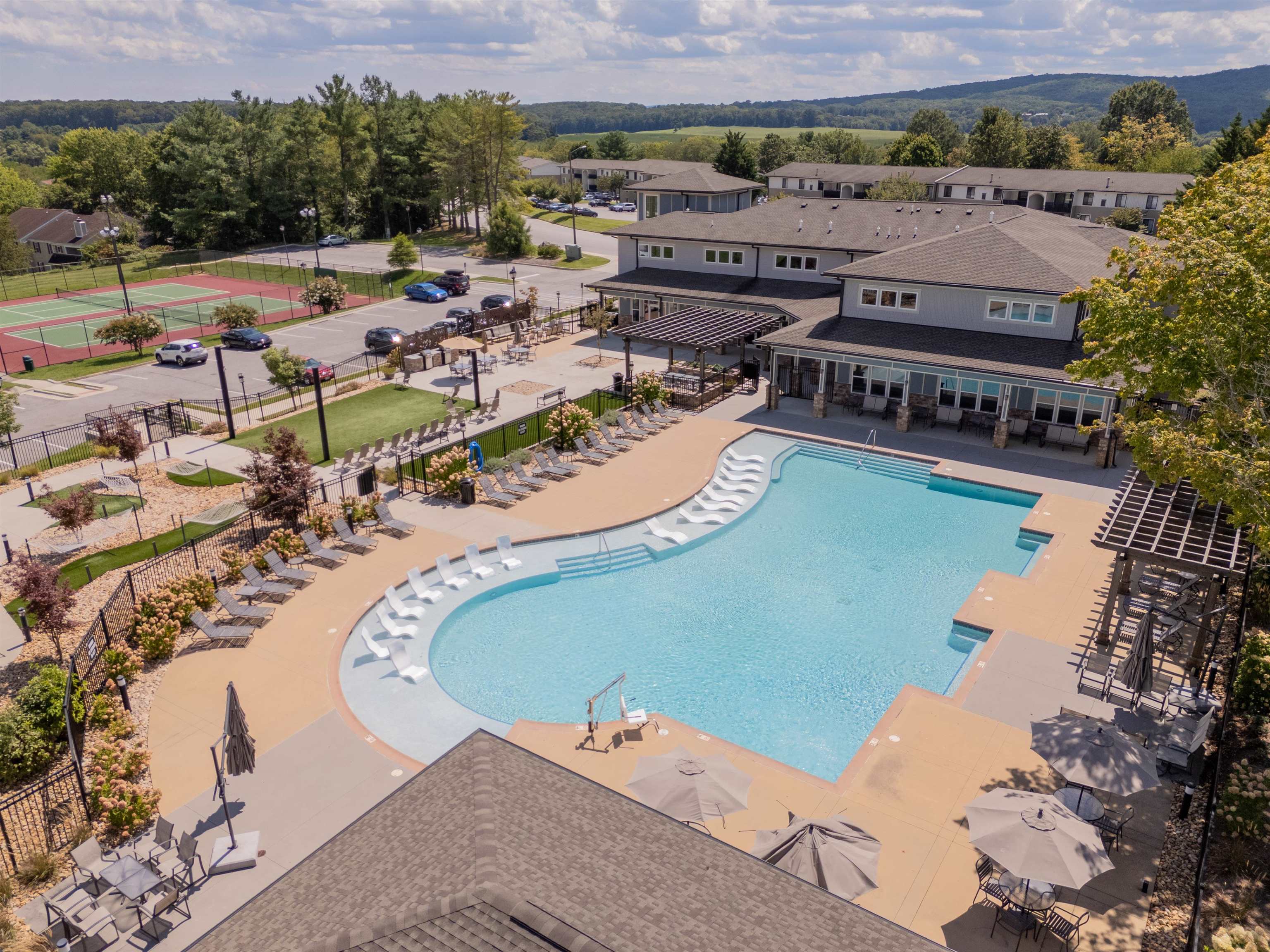 2506 Capistrano Street