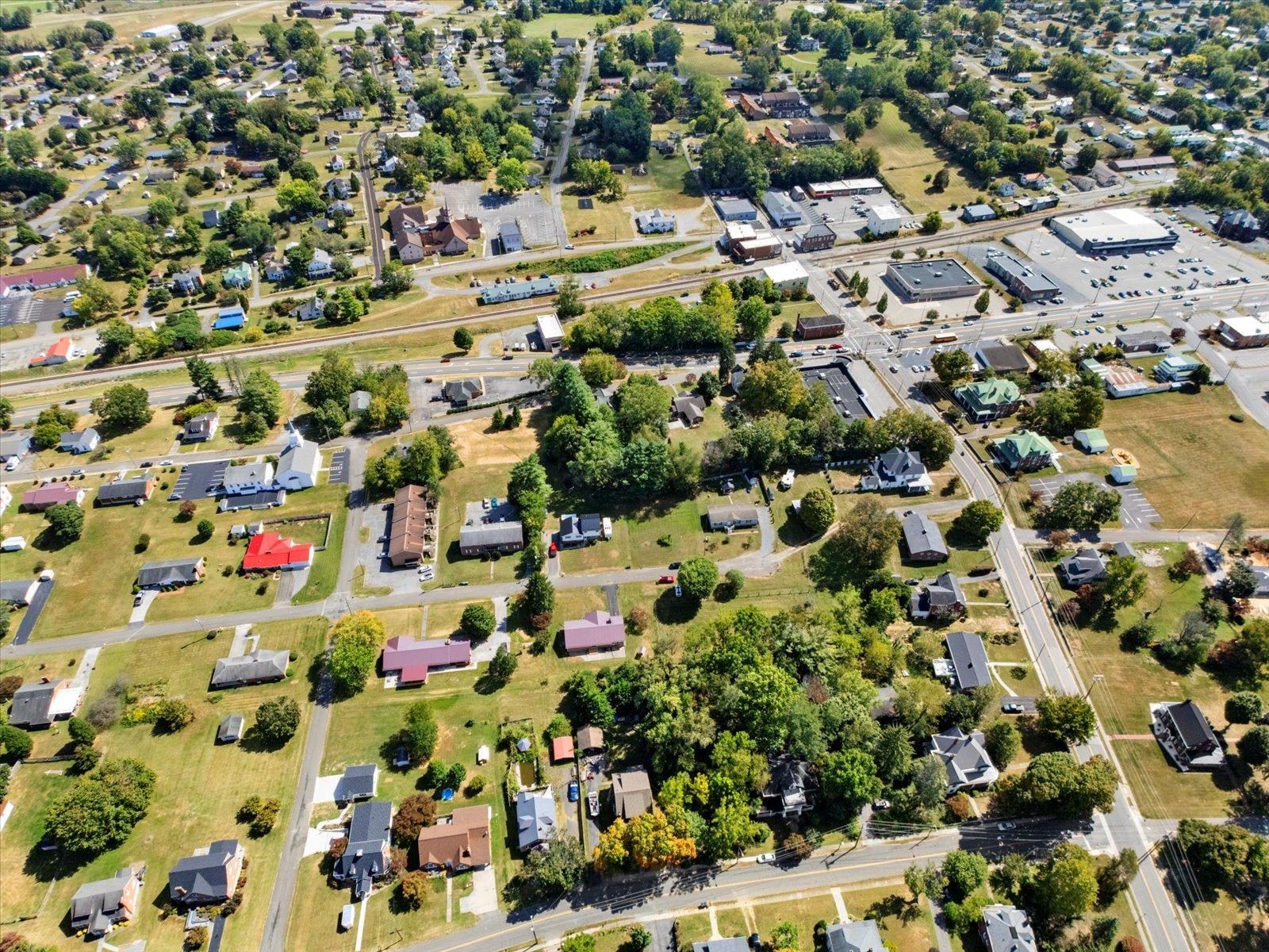 331 Roseberry St Street