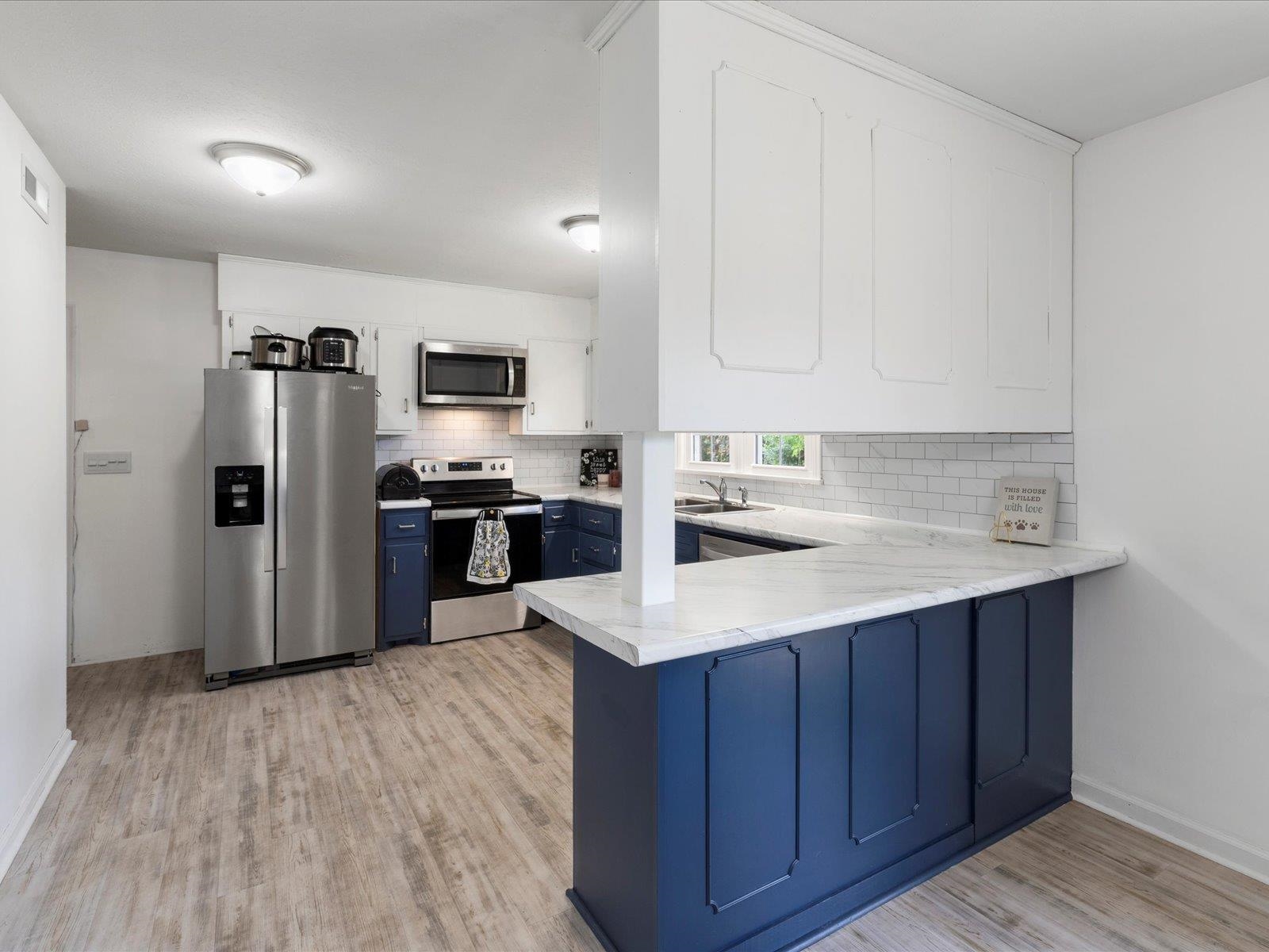 331 Roseberry St Street