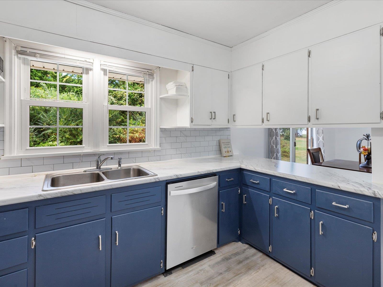 331 Roseberry St Street