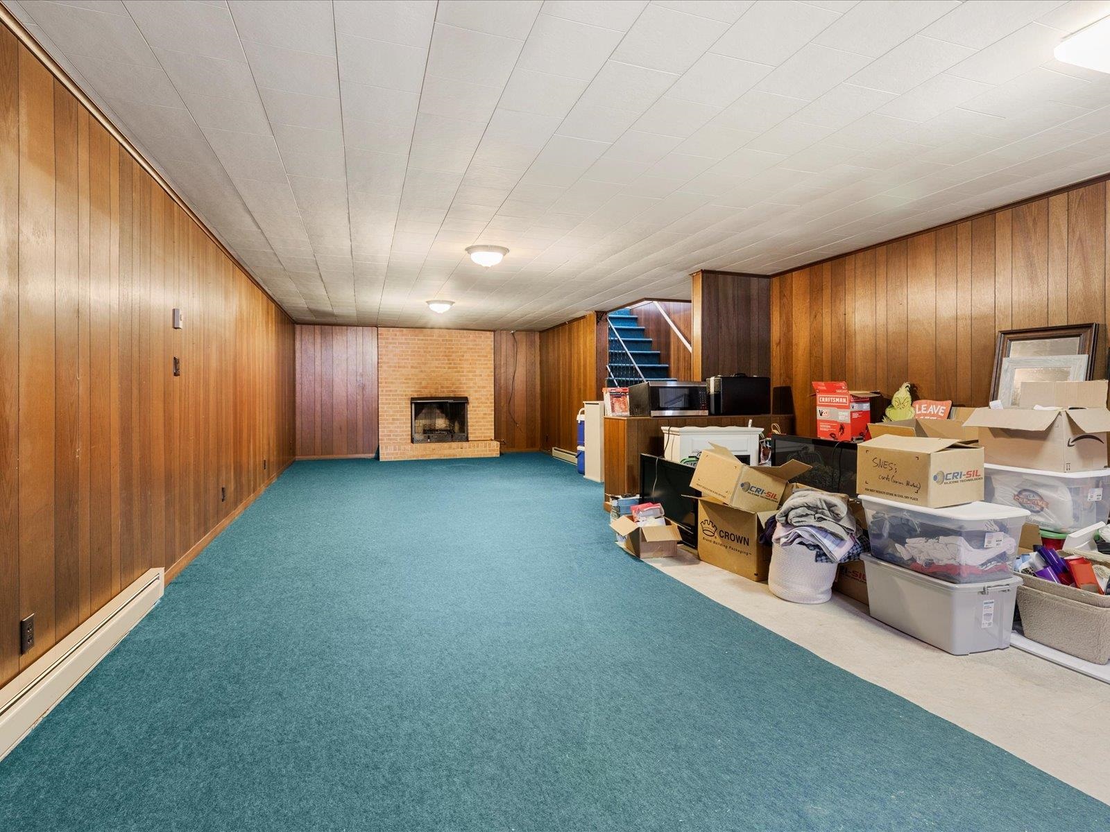 331 Roseberry St Street