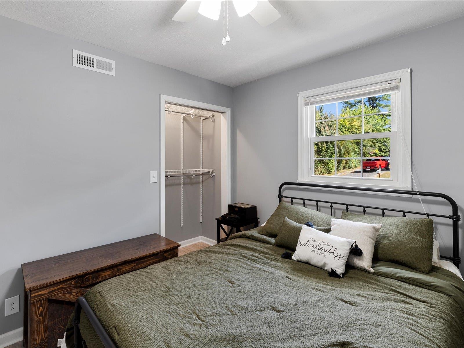 331 Roseberry St Street