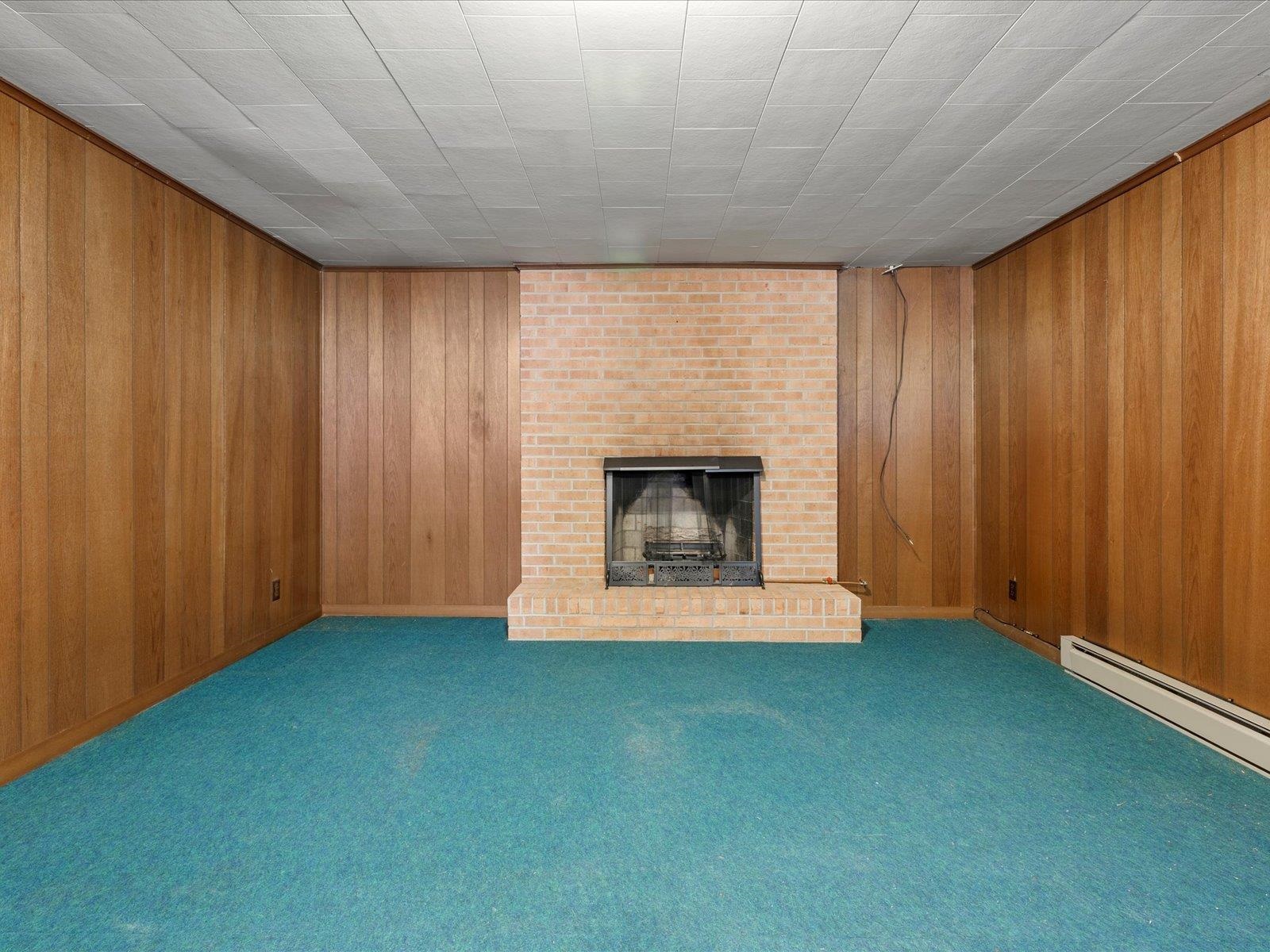 331 Roseberry St Street