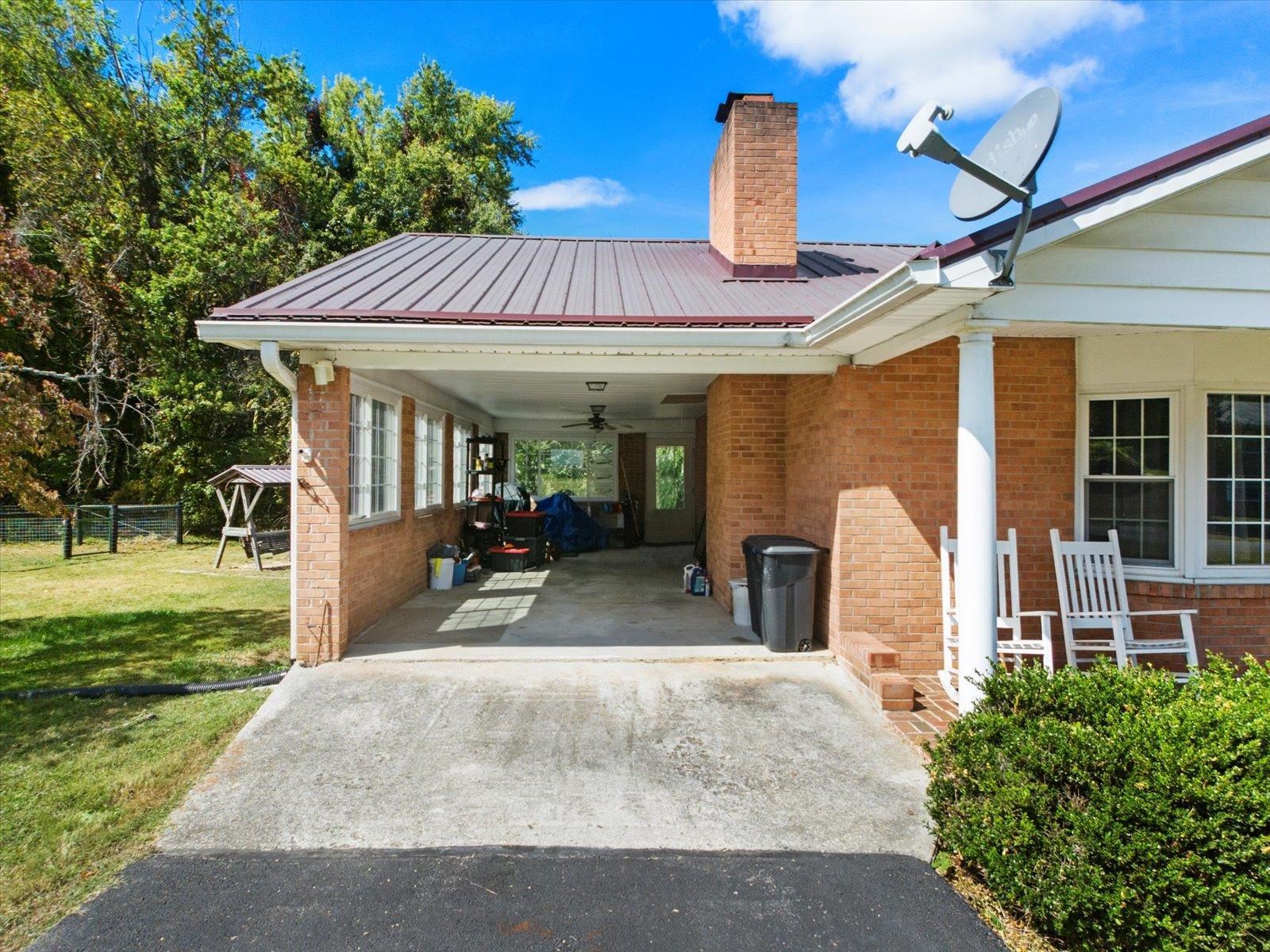 331 Roseberry St Street