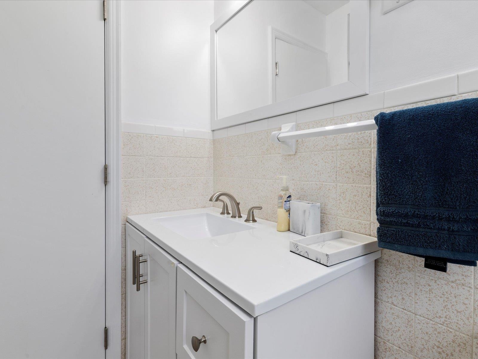 331 Roseberry St Street