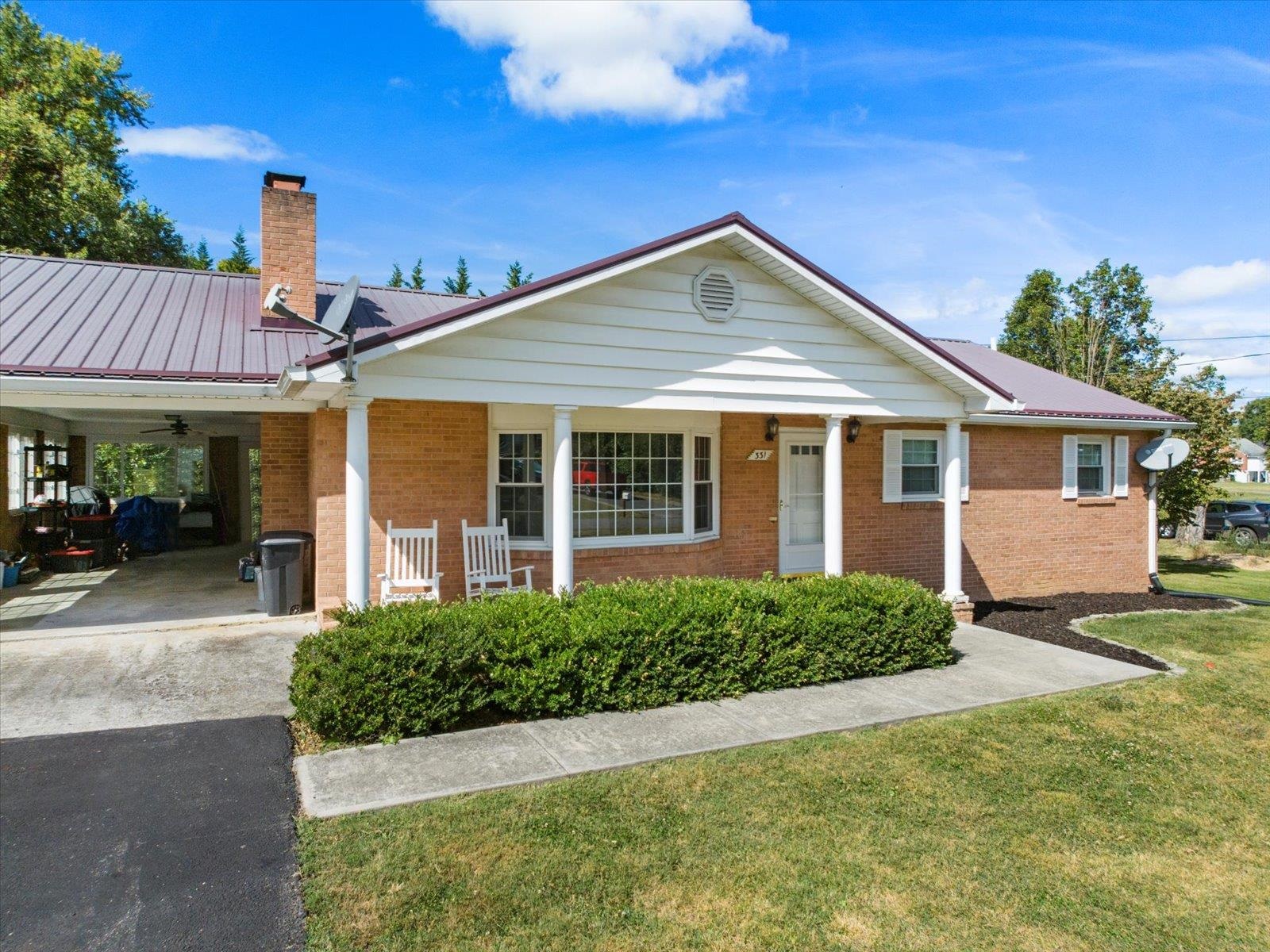 331 Roseberry St Street