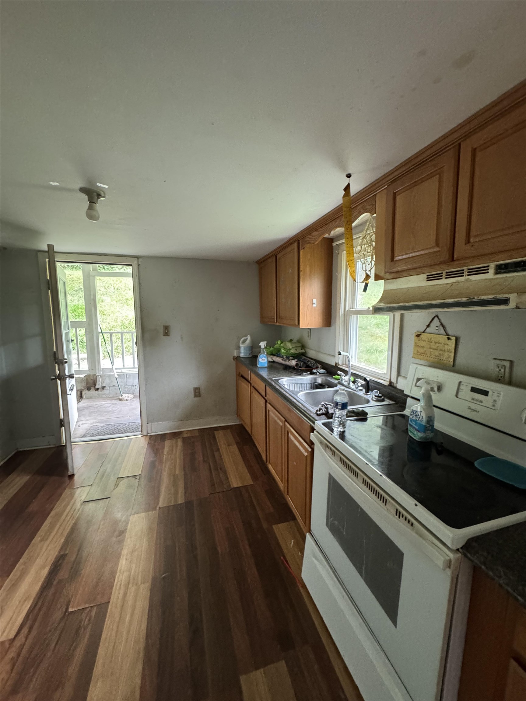 518 PINE Alley