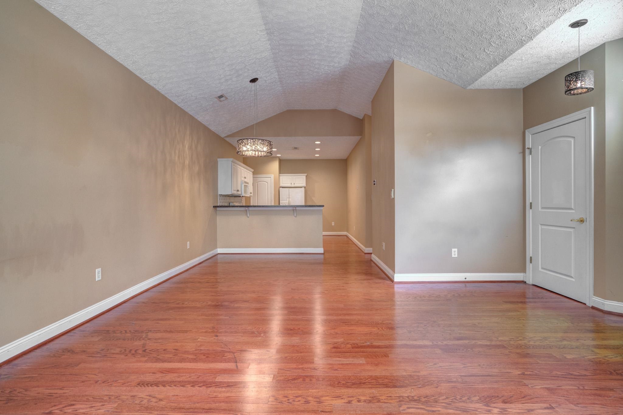 20 Patriot Way PH I Condo 2-1