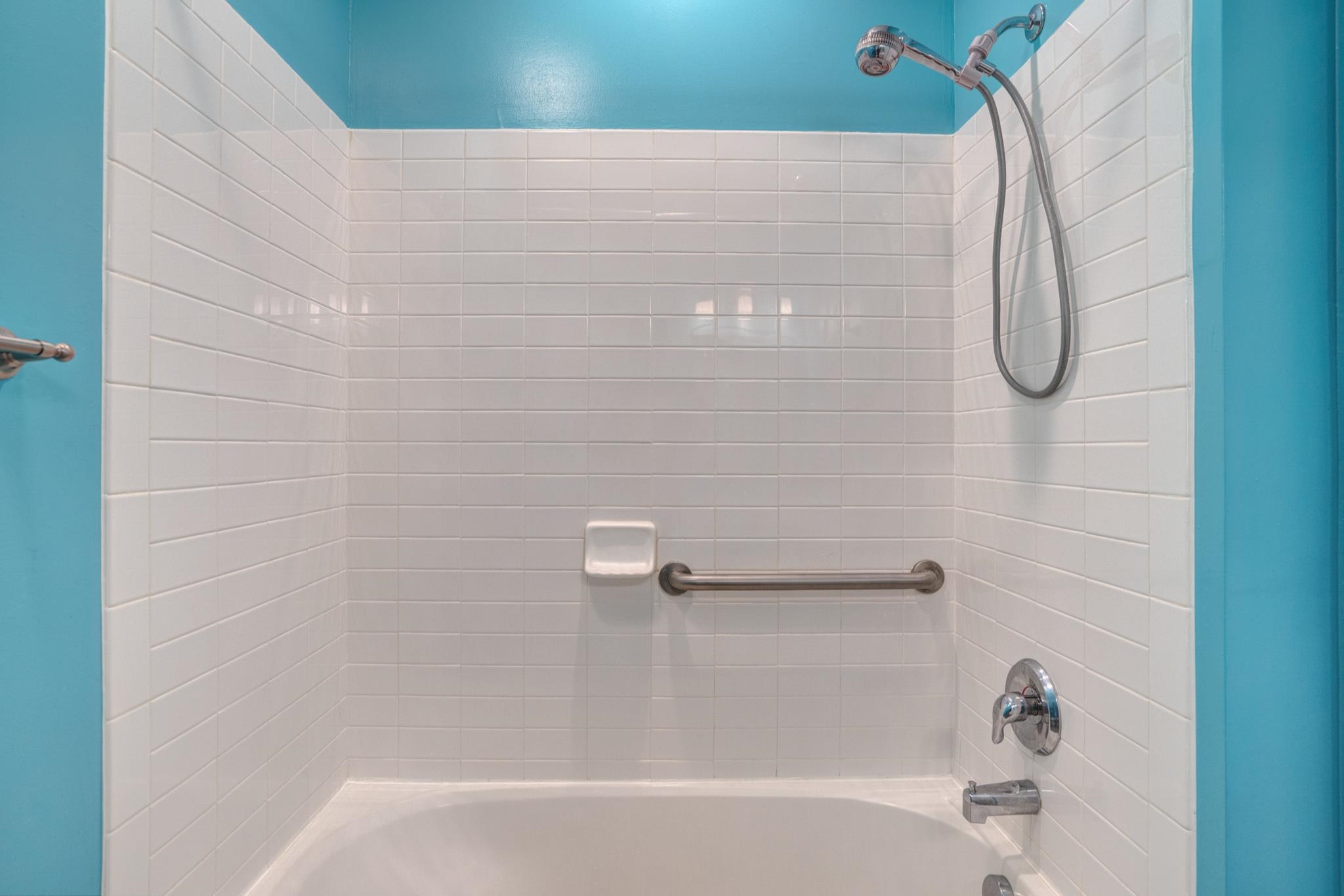 20 Patriot Way PH I Condo 2-1