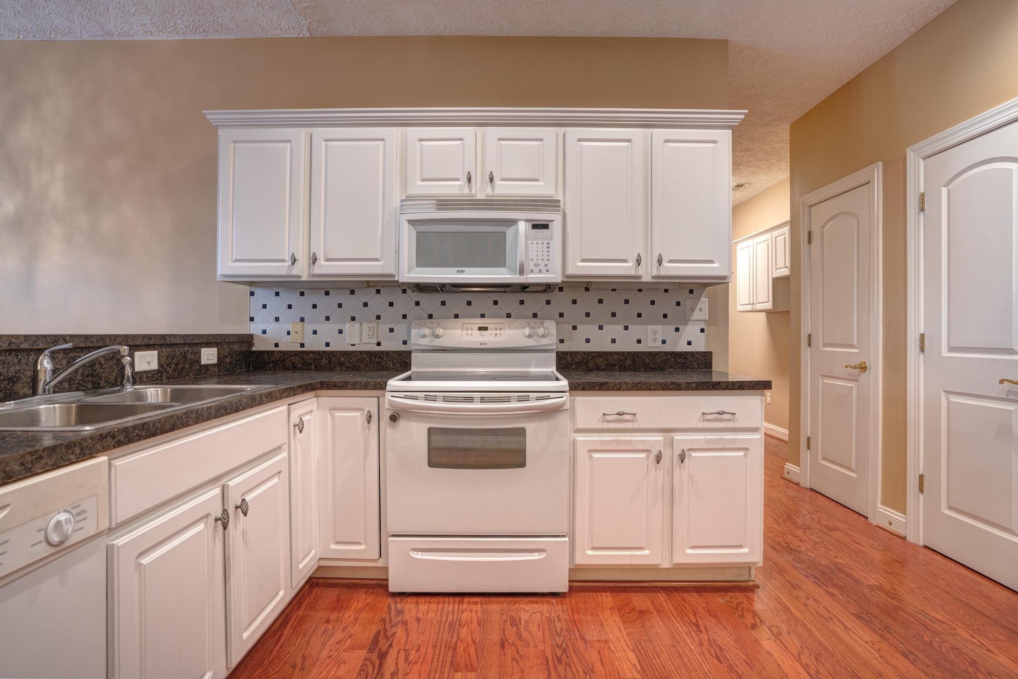 20 Patriot Way PH I Condo 2-1