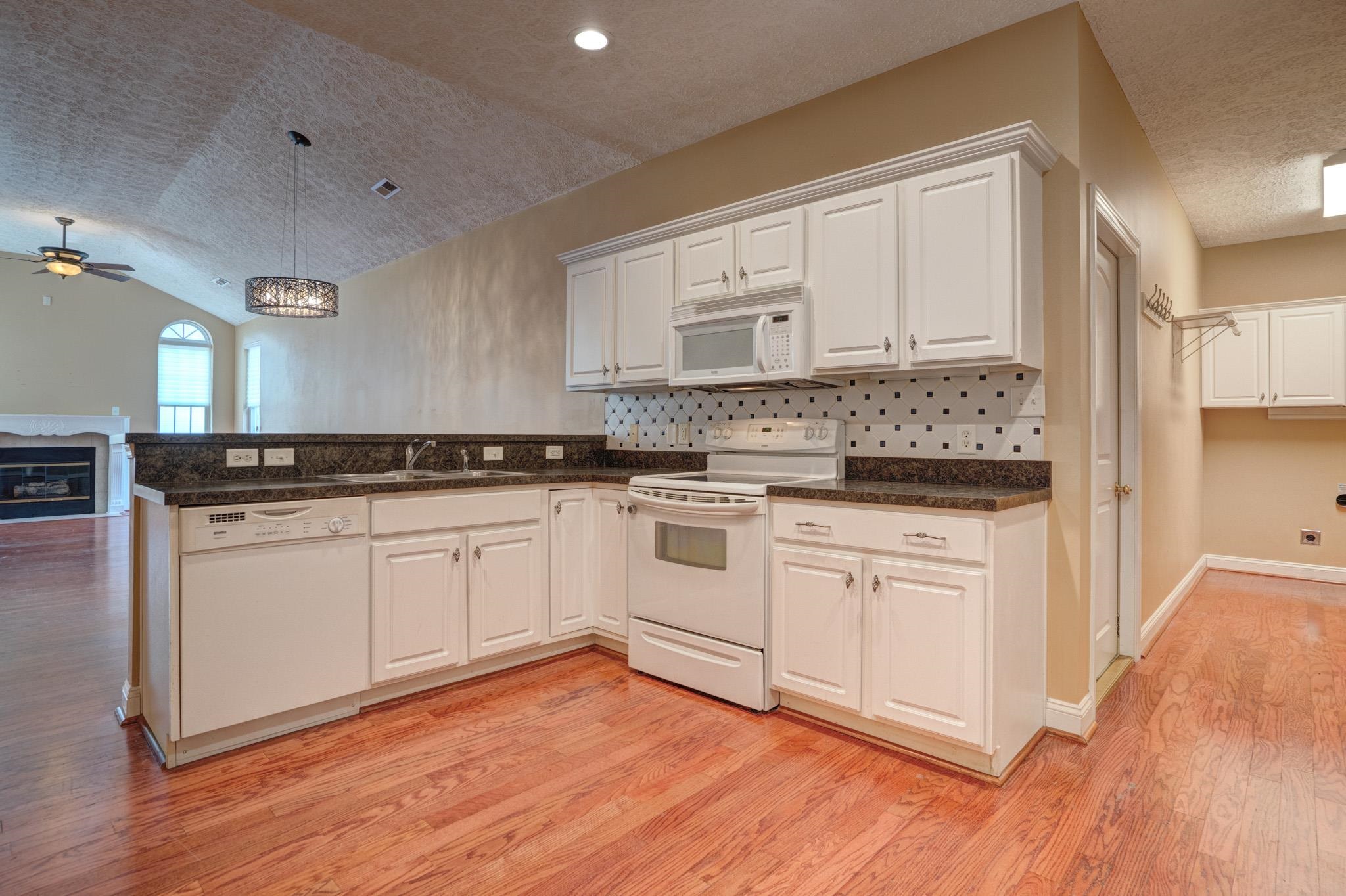 20 Patriot Way PH I Condo 2-1