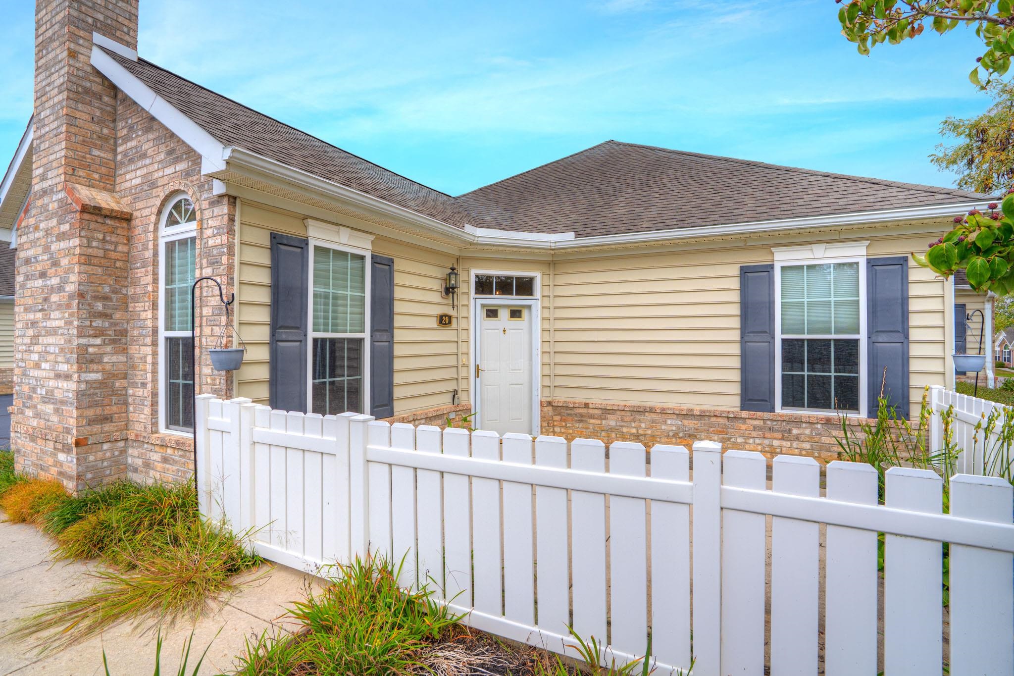 20 Patriot Way PH I Condo 2-1