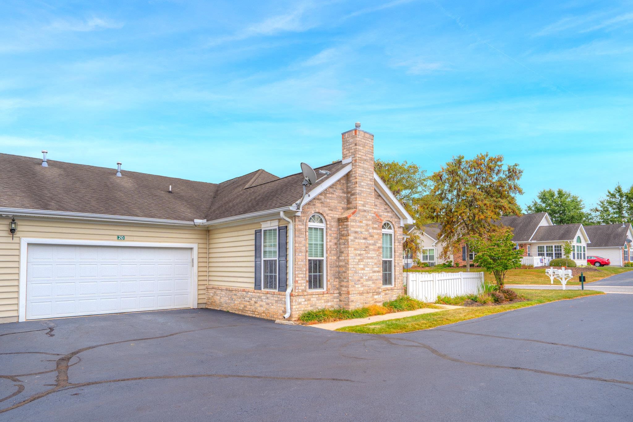 20 Patriot Way PH I Condo 2-1