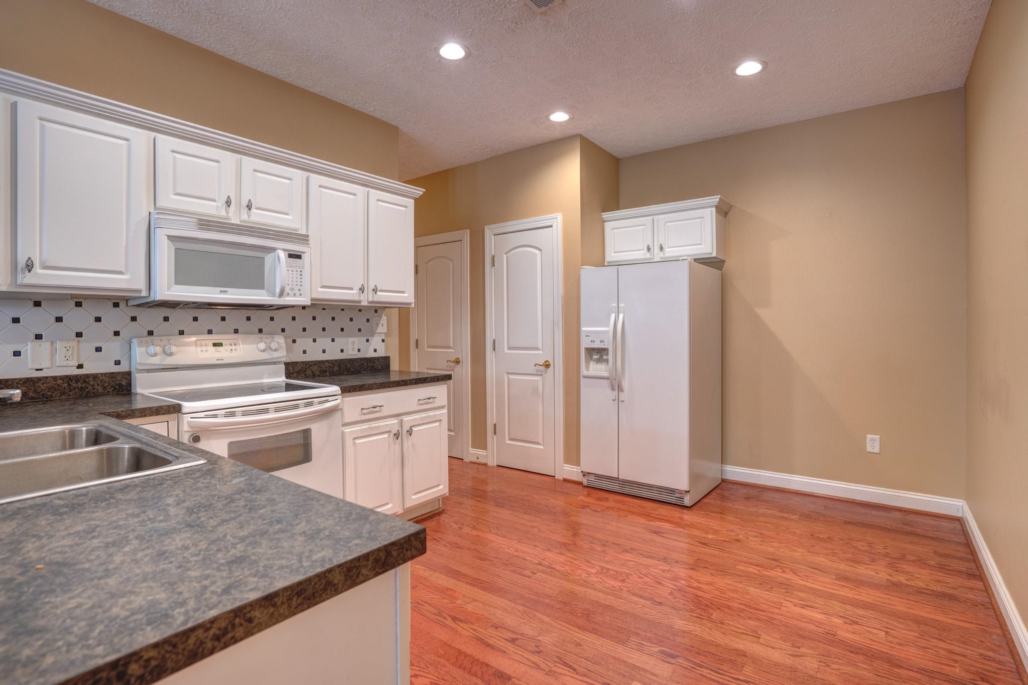 20 Patriot Way PH I Condo 2-1