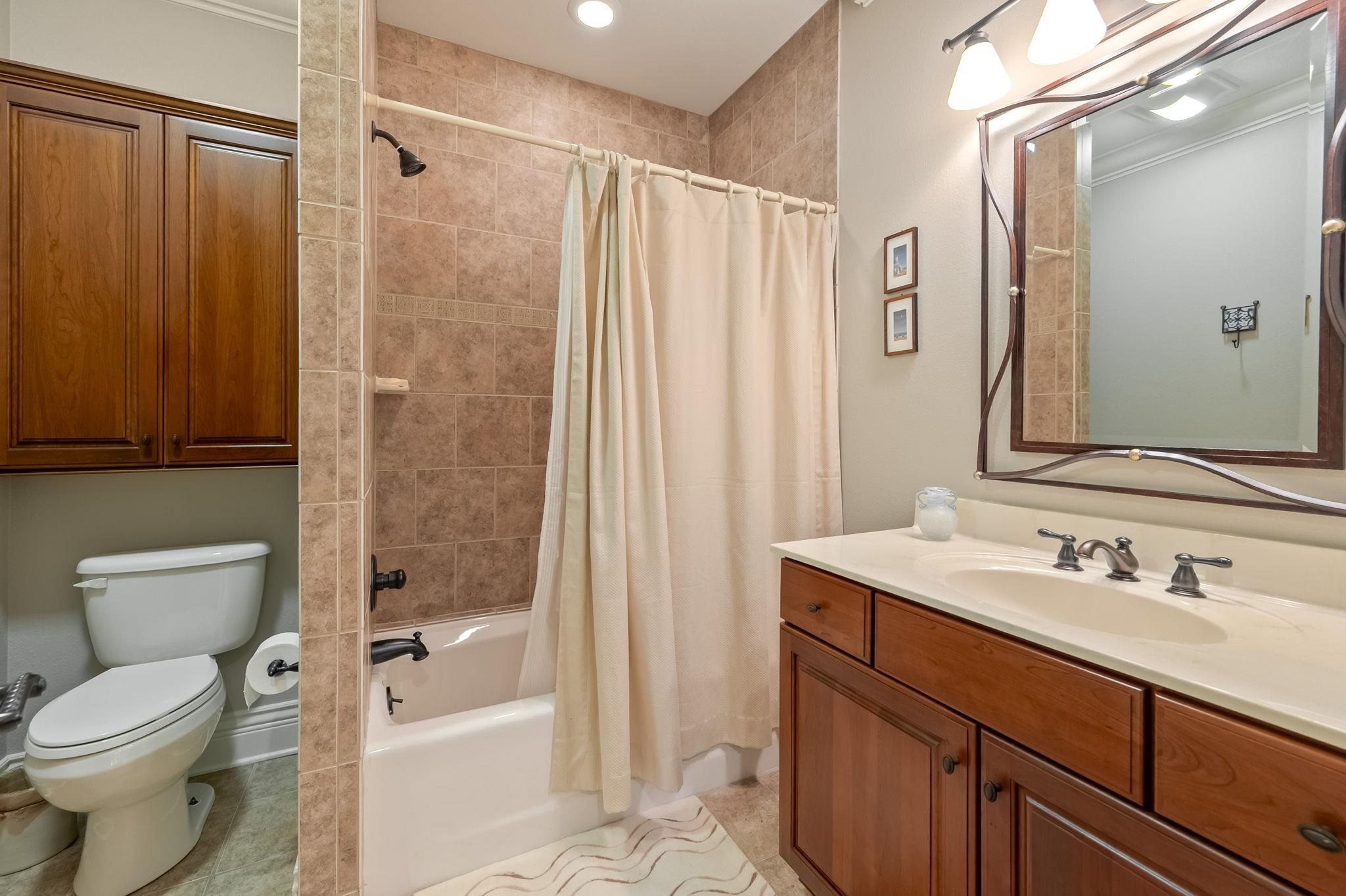 1250 Treetop Ridge Rd Road