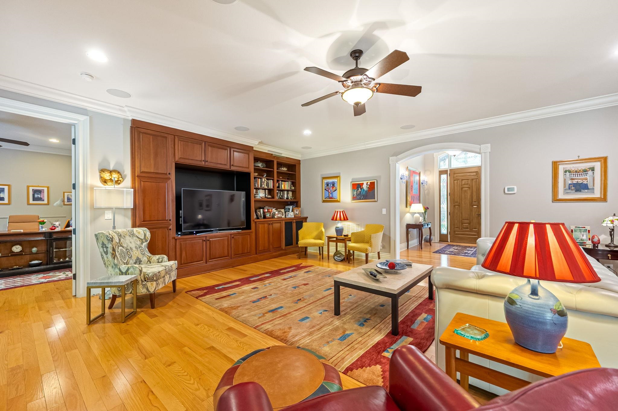 1250 Treetop Ridge Rd Road