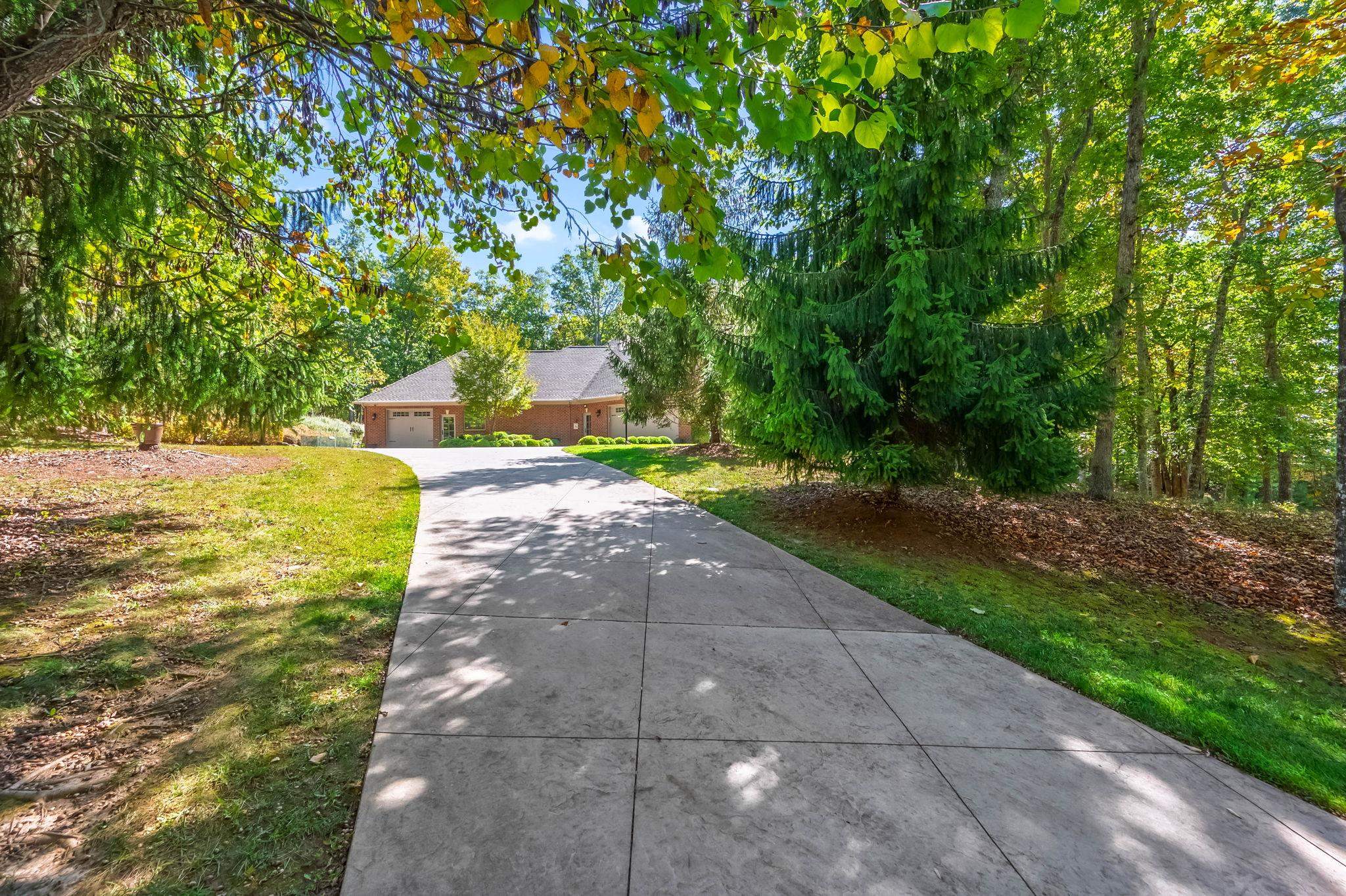 1250 Treetop Ridge Rd Road