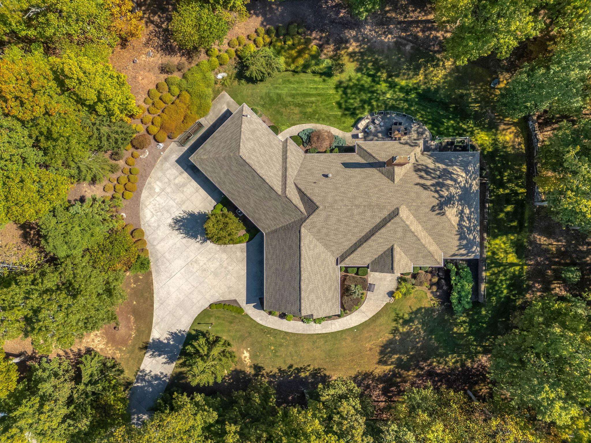 1250 Treetop Ridge Rd Road