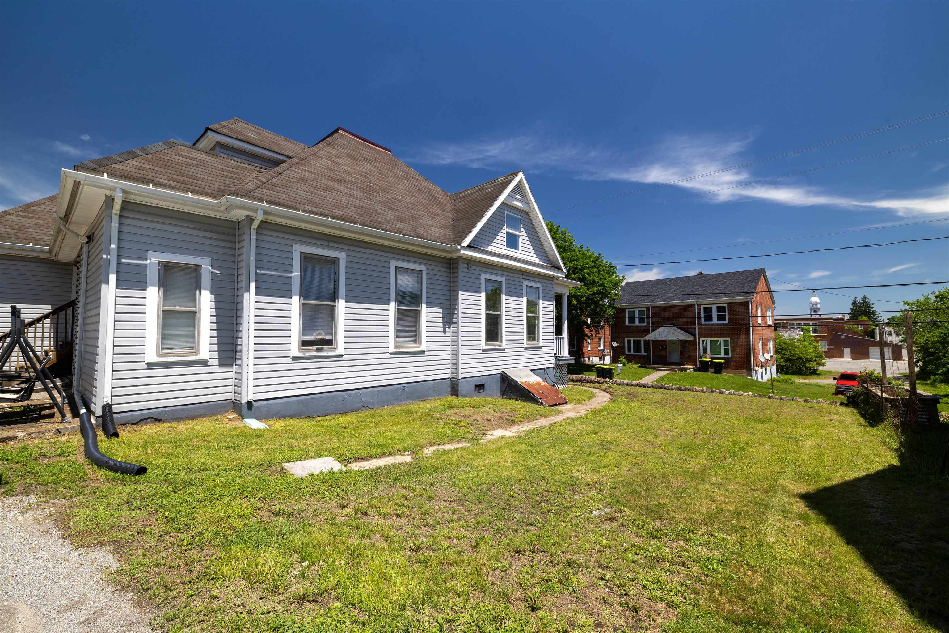 231 RANDOLPH Avenue