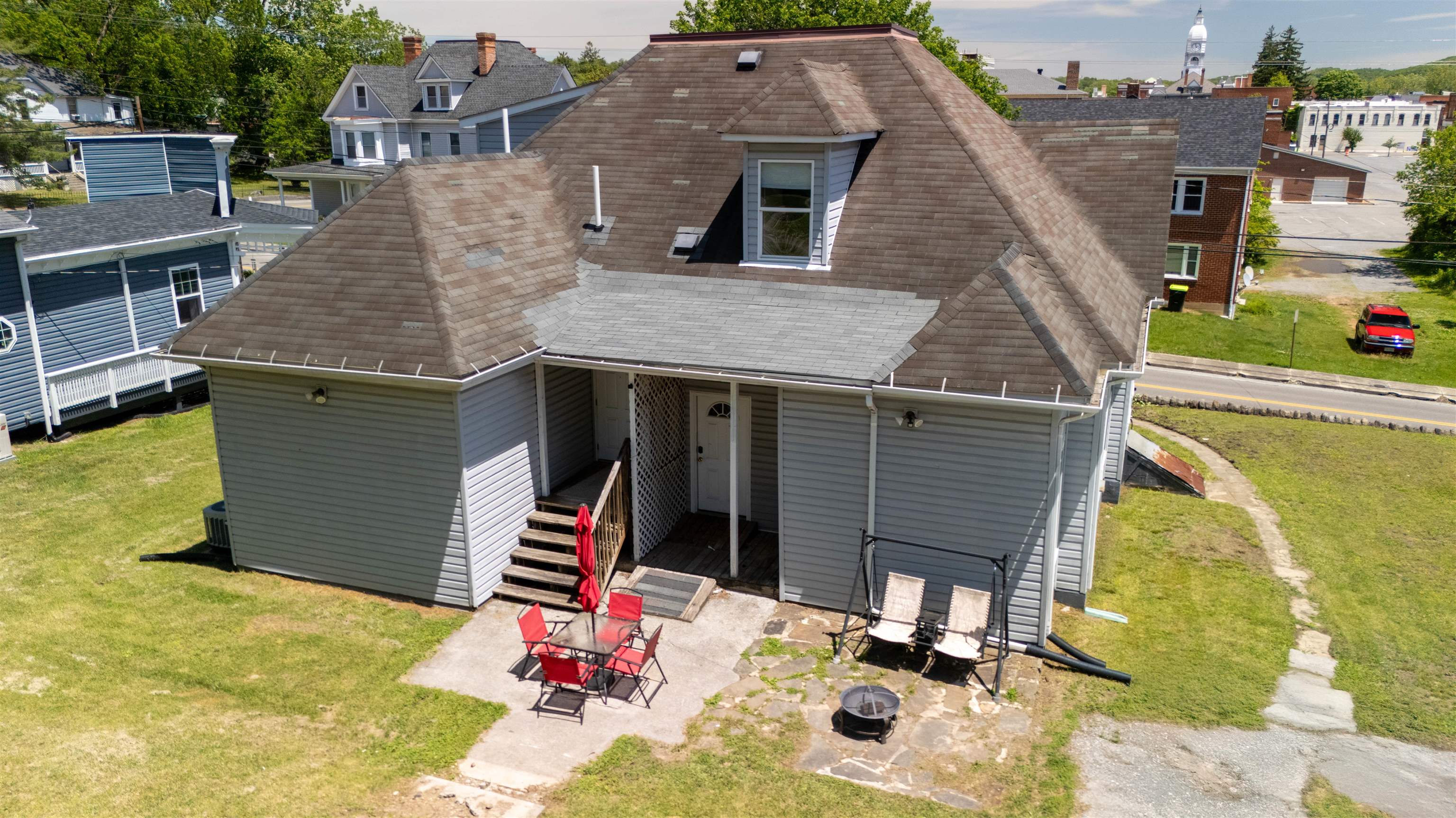 231 RANDOLPH Avenue