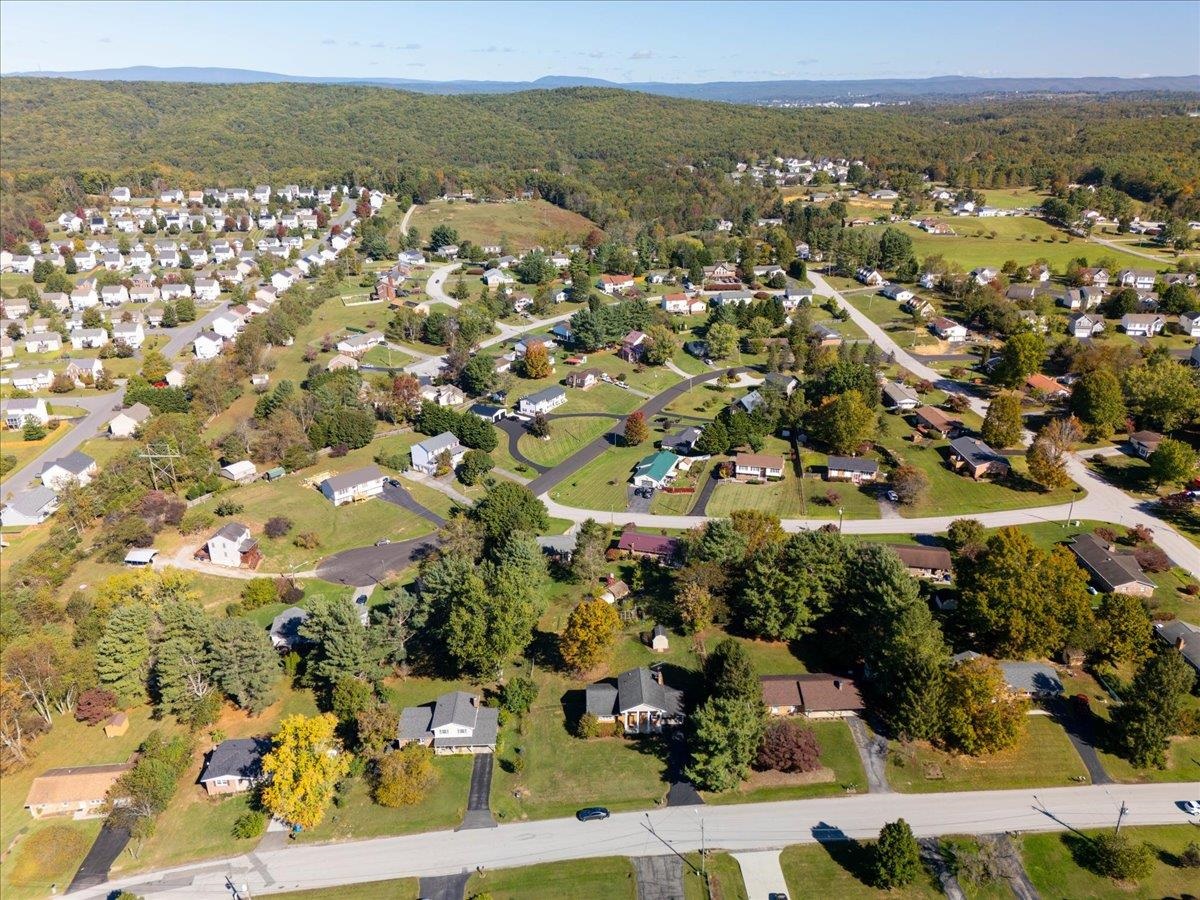 380 Walters Drive NW