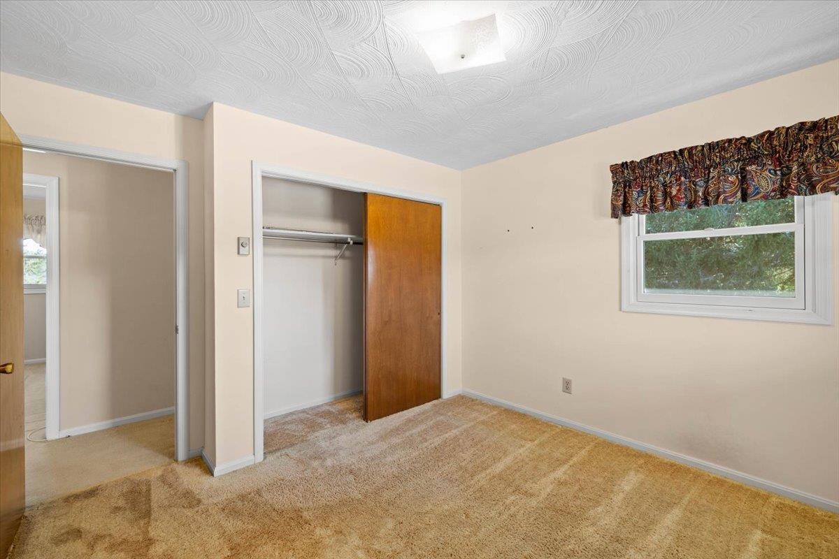 380 Walters Drive NW