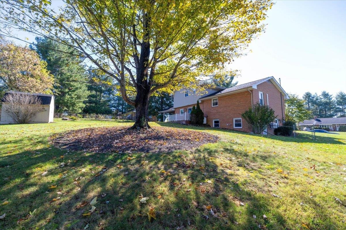 380 Walters Drive NW