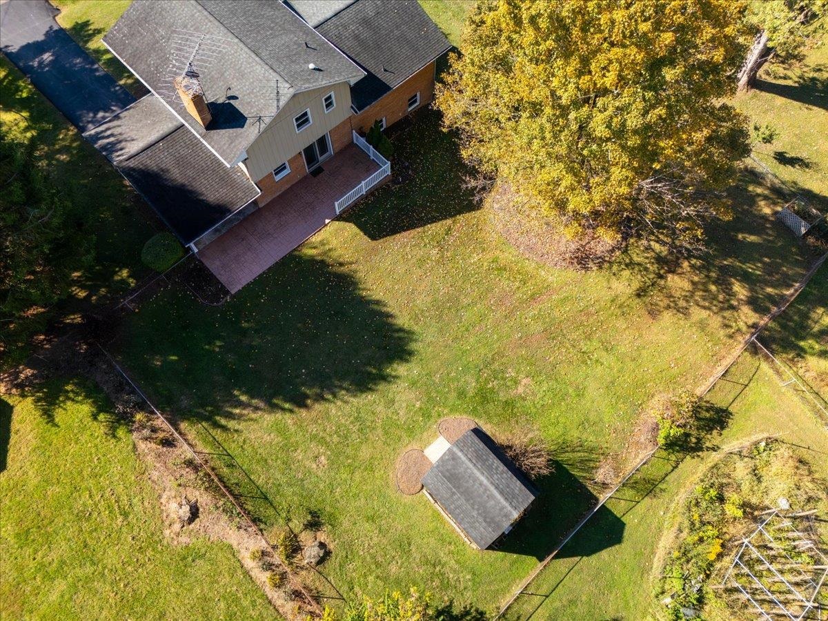 380 Walters Drive NW