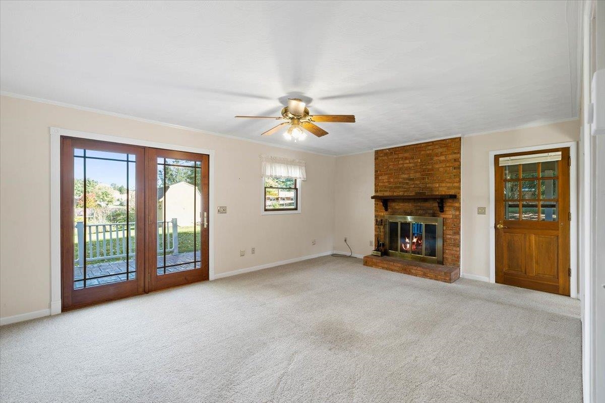 380 Walters Drive NW