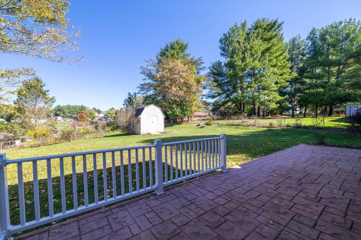 380 Walters Drive NW