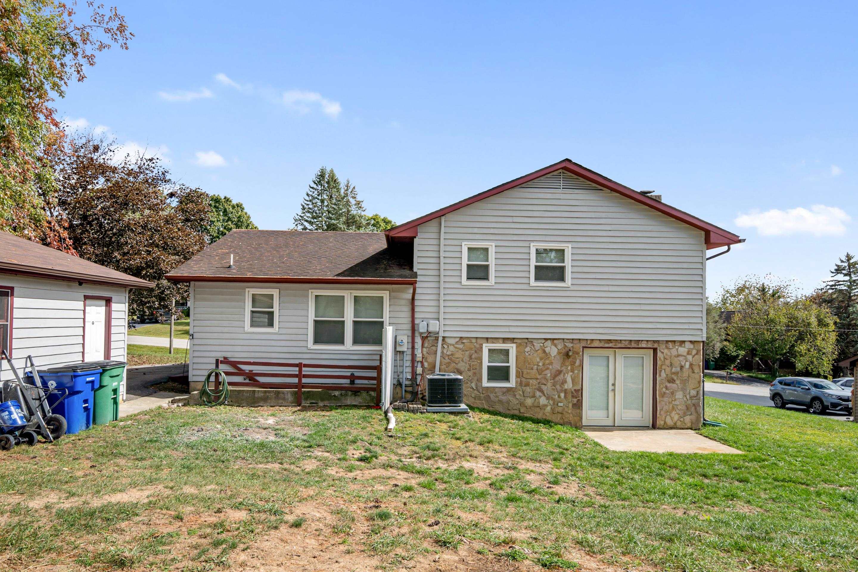 520 HEMLOCK Street