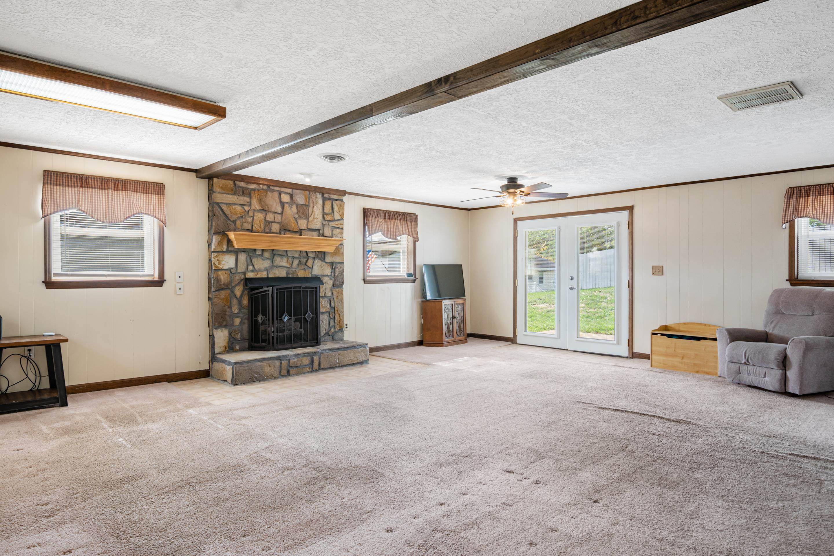 520 HEMLOCK Street