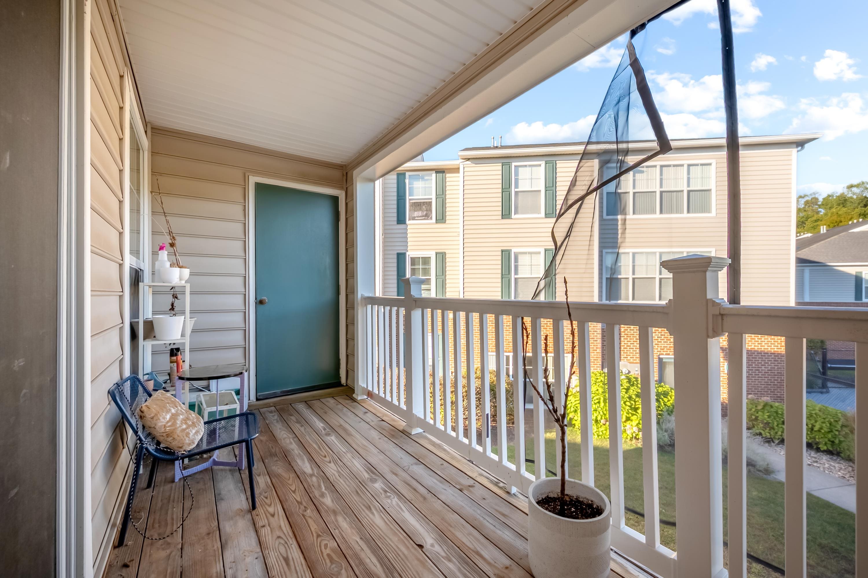 215 S KNOLLWOOD Drive 4304