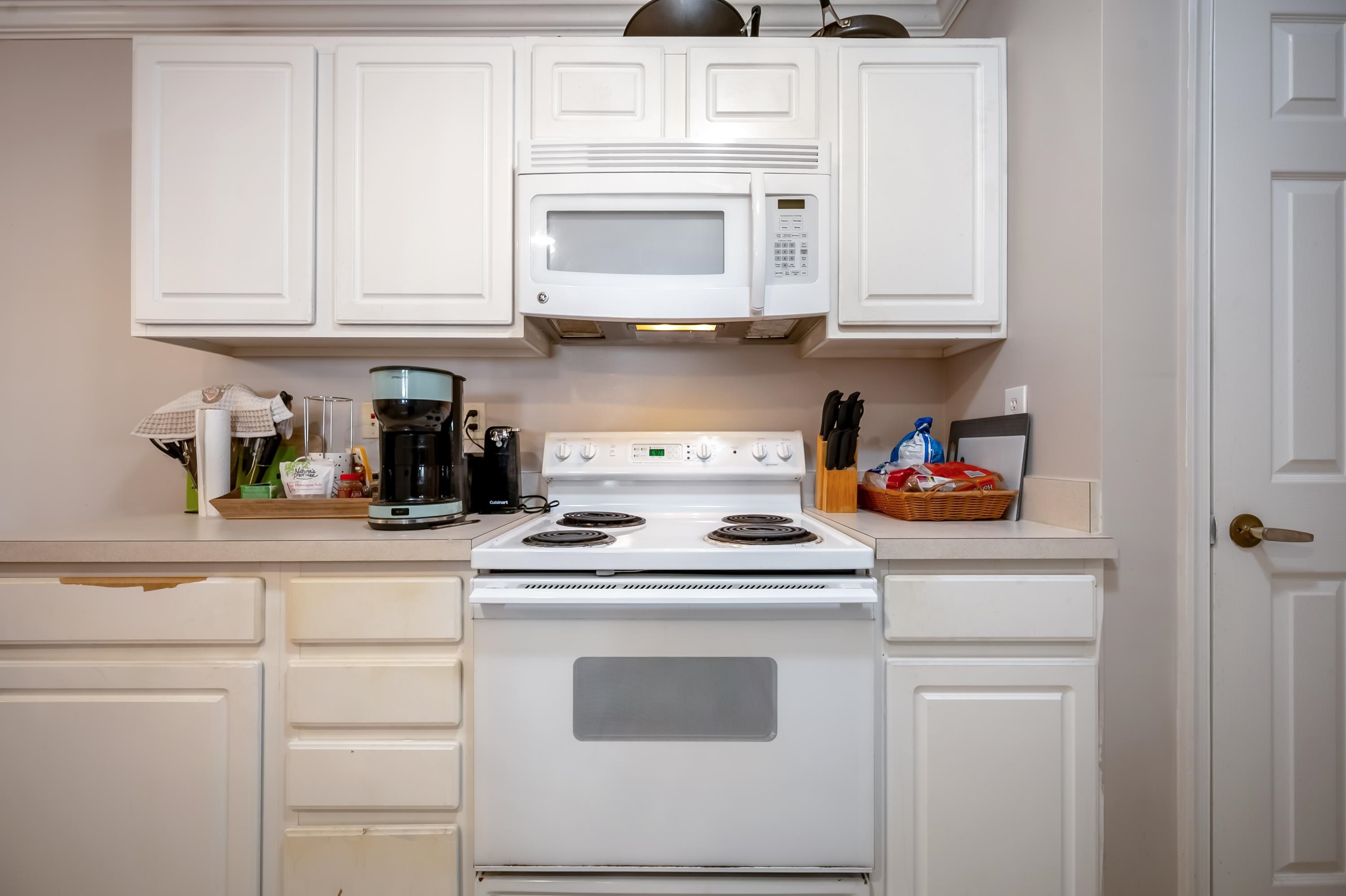 215 S KNOLLWOOD Drive 4304