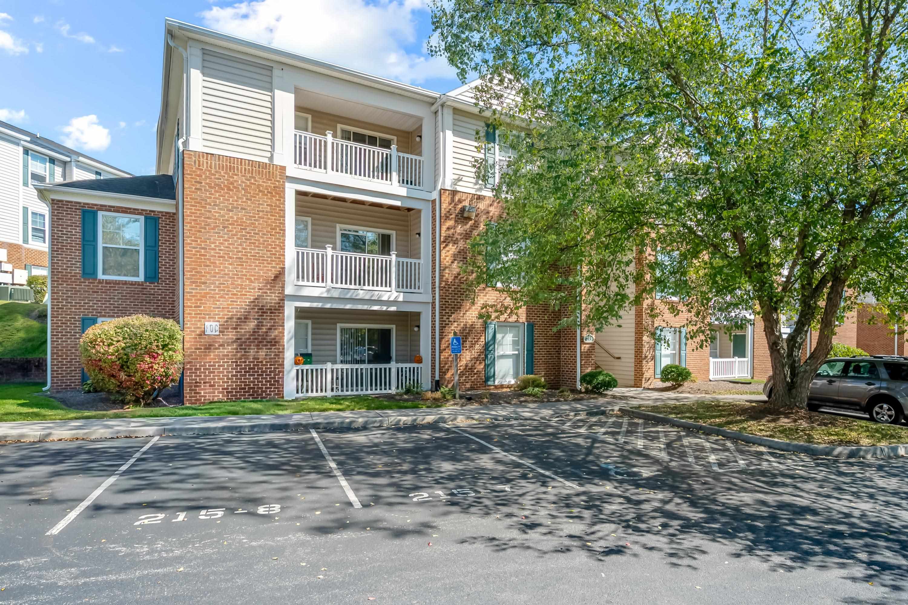 215 S KNOLLWOOD Drive 4304