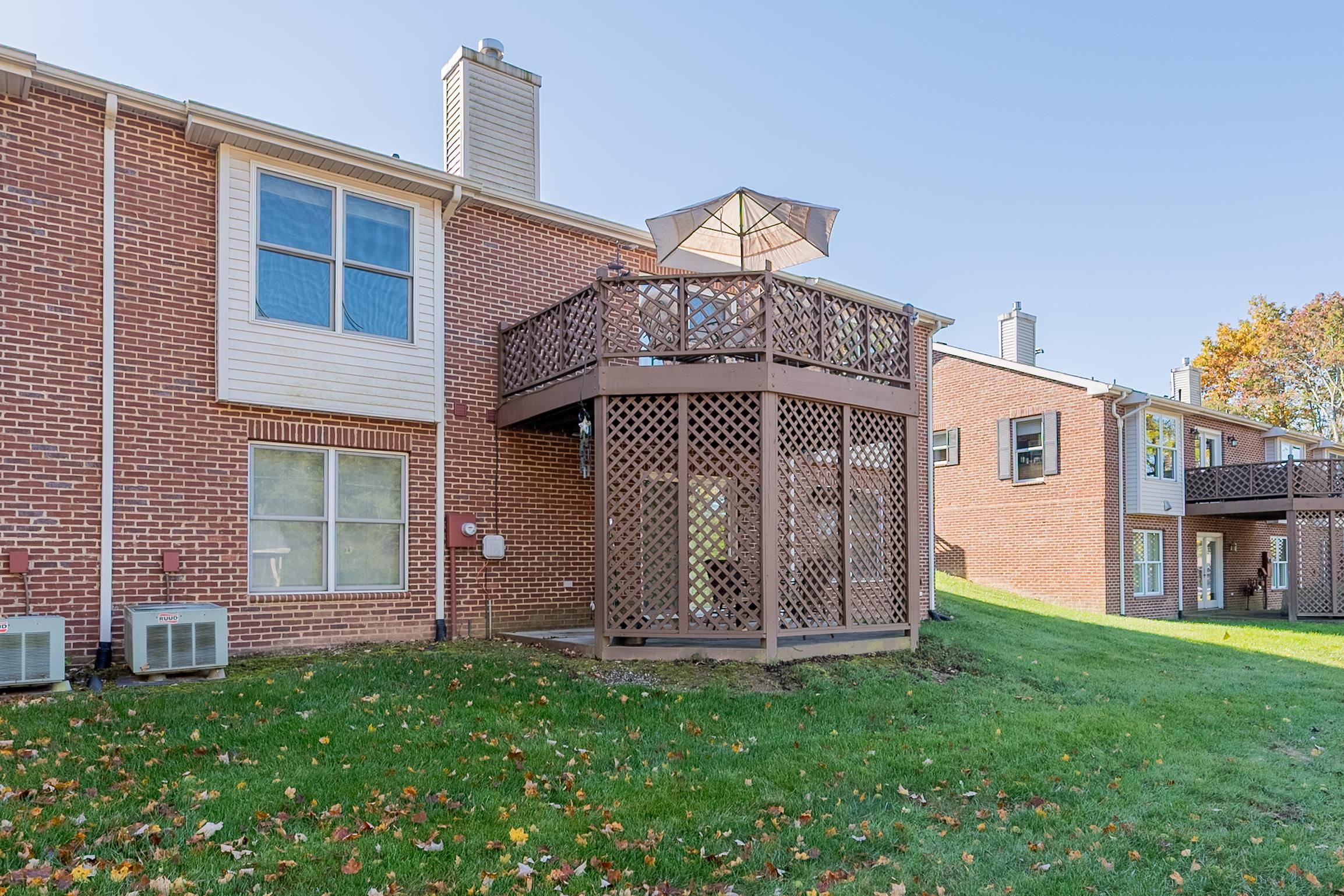 1005 Edwards Lane