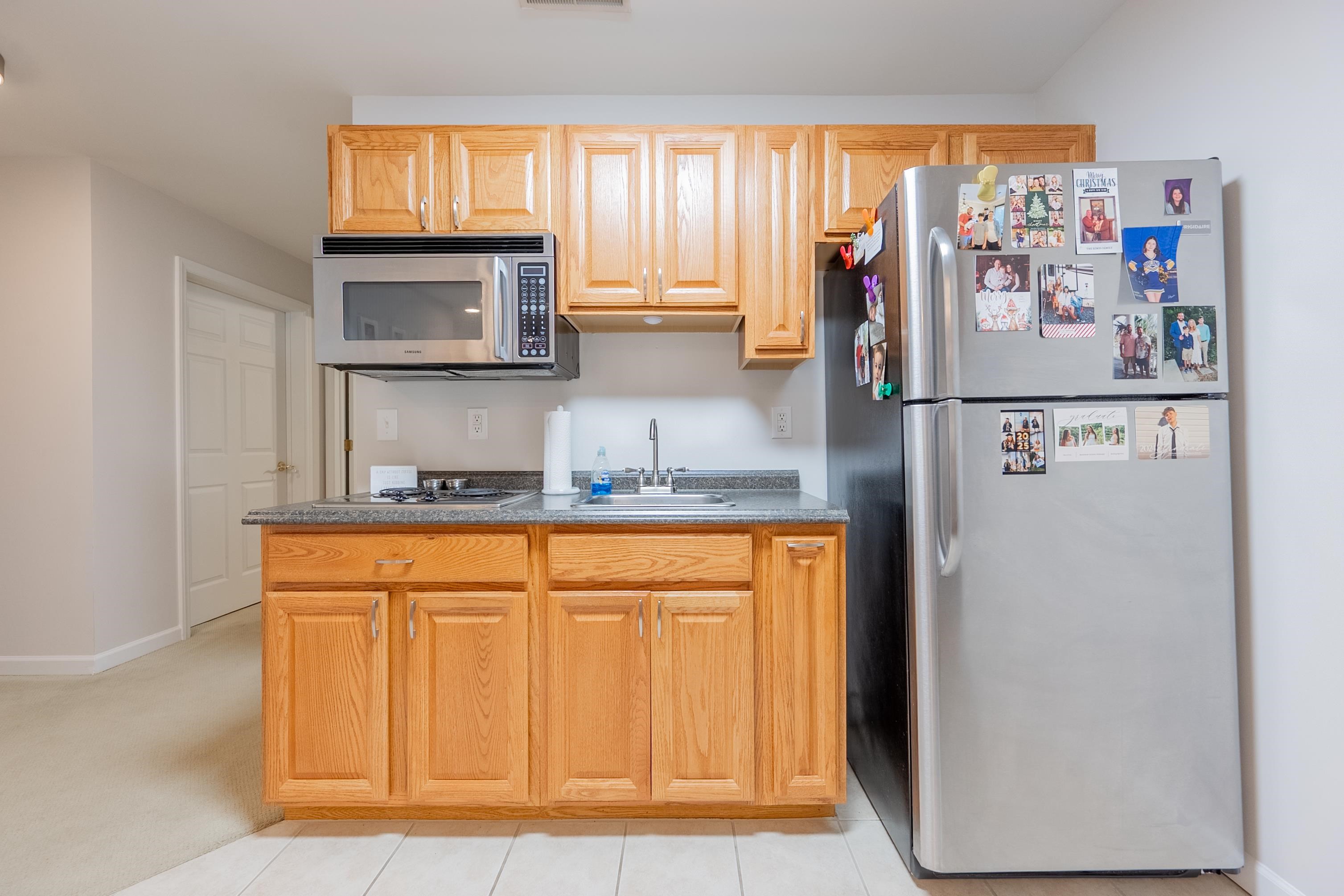 1005 Edwards Lane